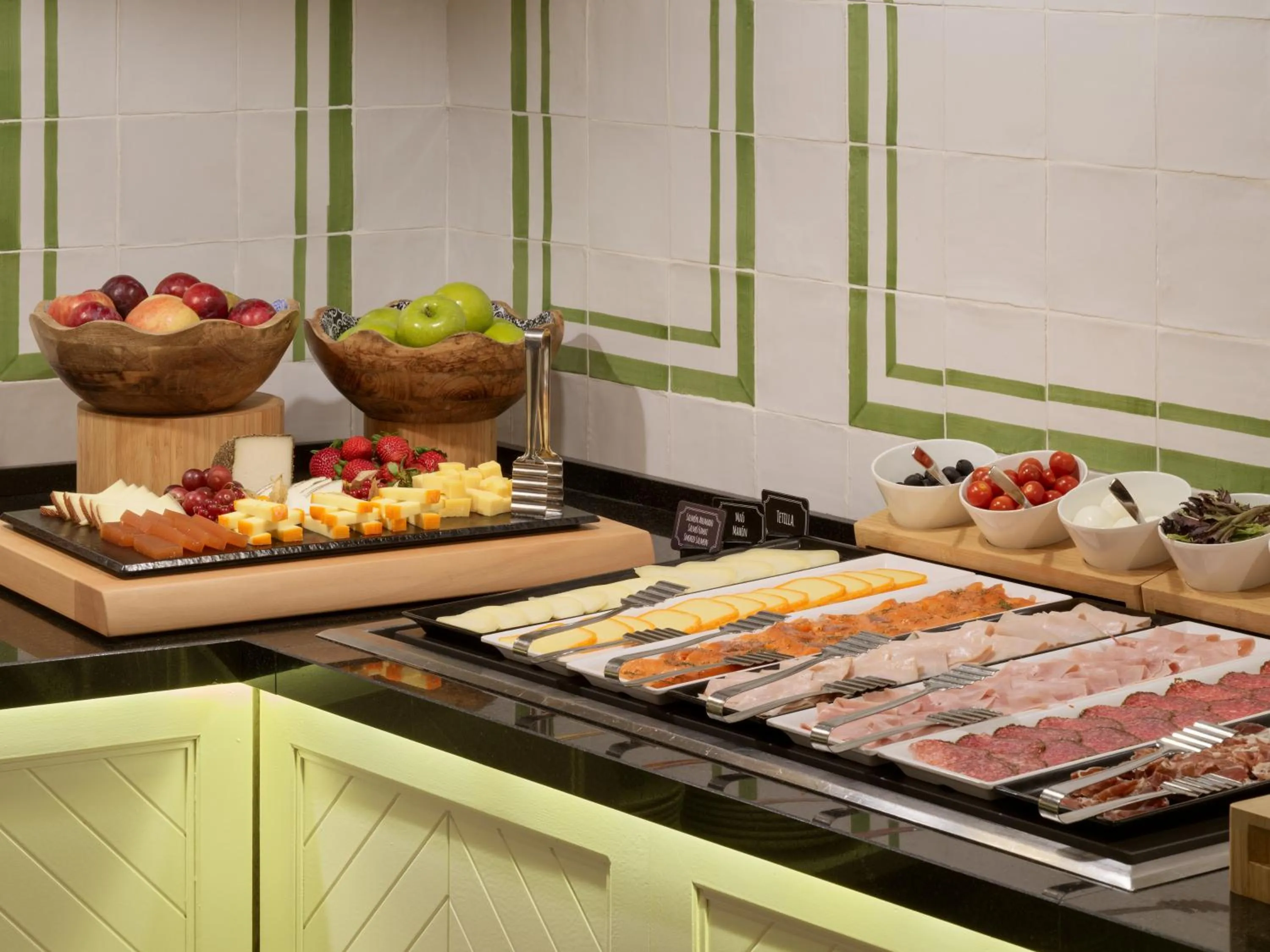 Buffet breakfast in Boutique Hotel H10 Montcada