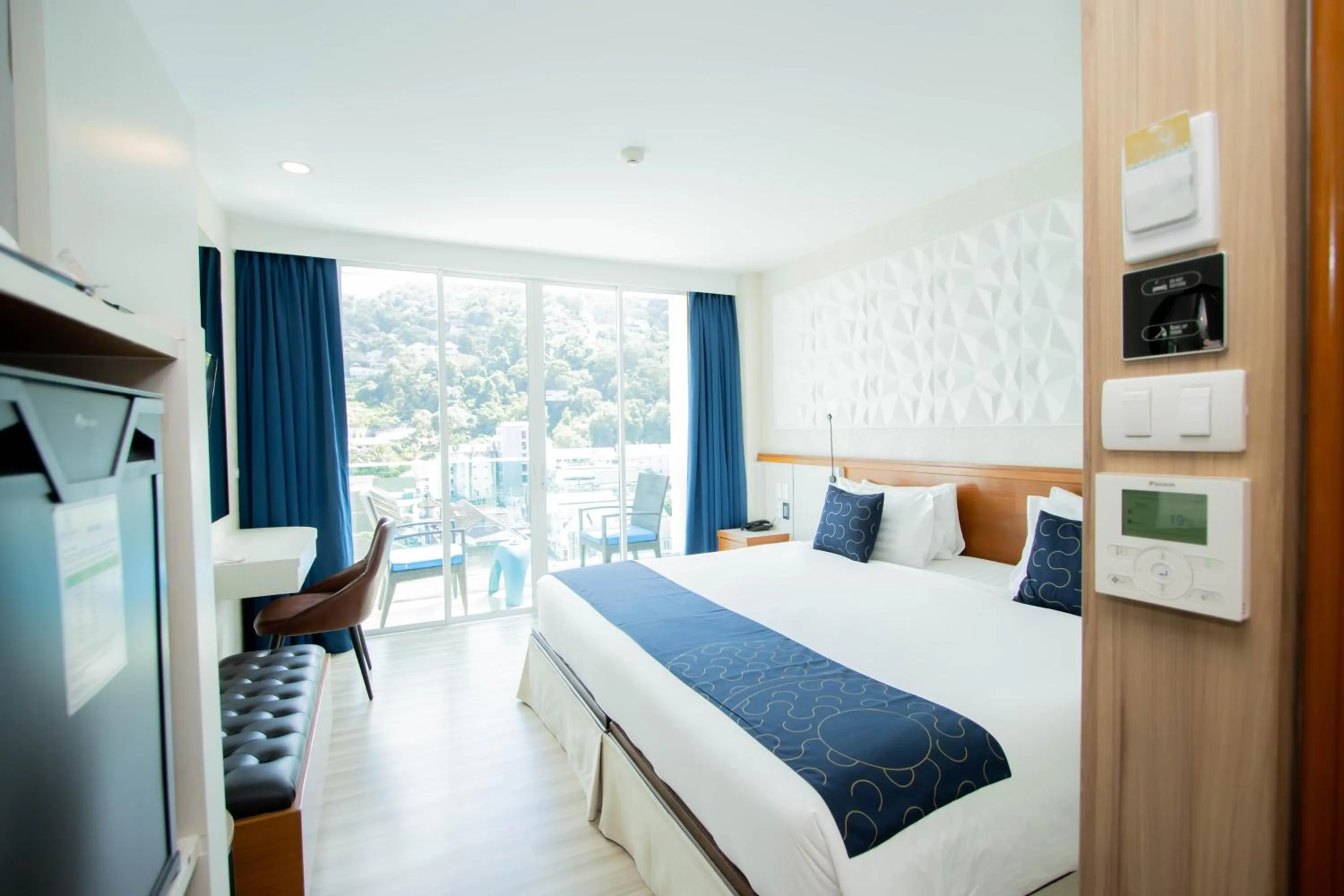 Bed in Sira Grande Hotel & Spa, Patong