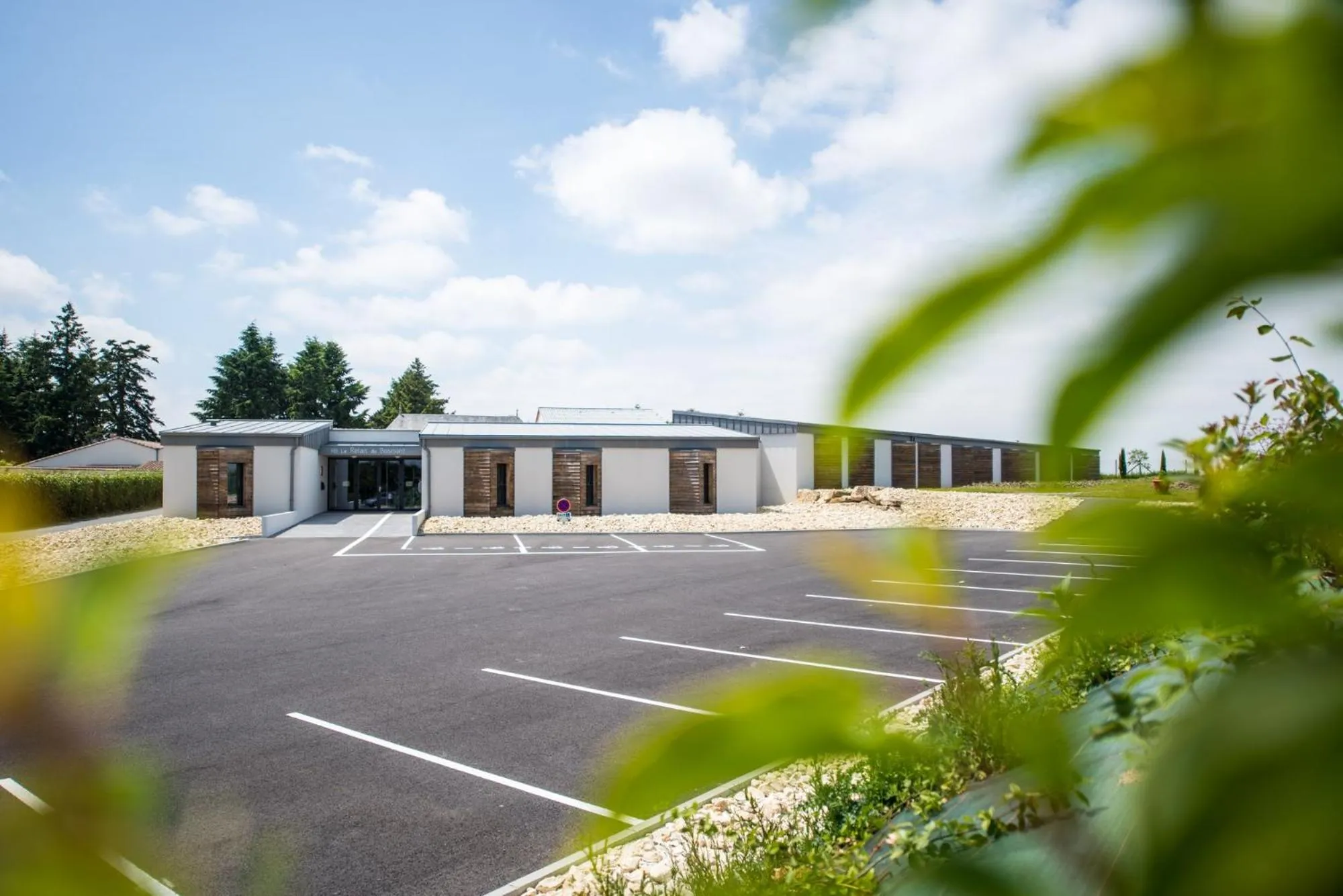 Parking in Cit'Hôtel le Relais Boisniard