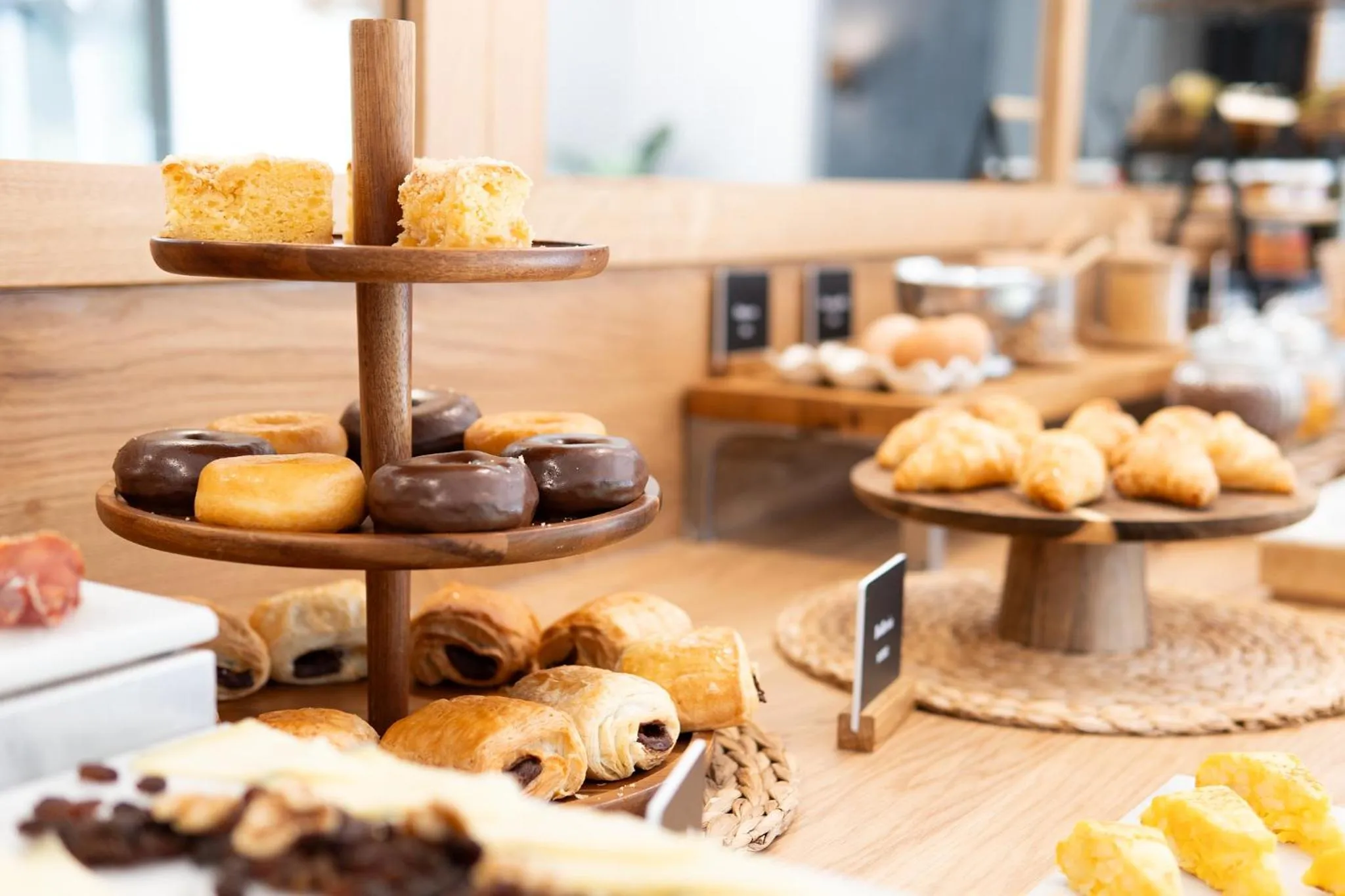 Breakfast in Arenas Atiram Hotel