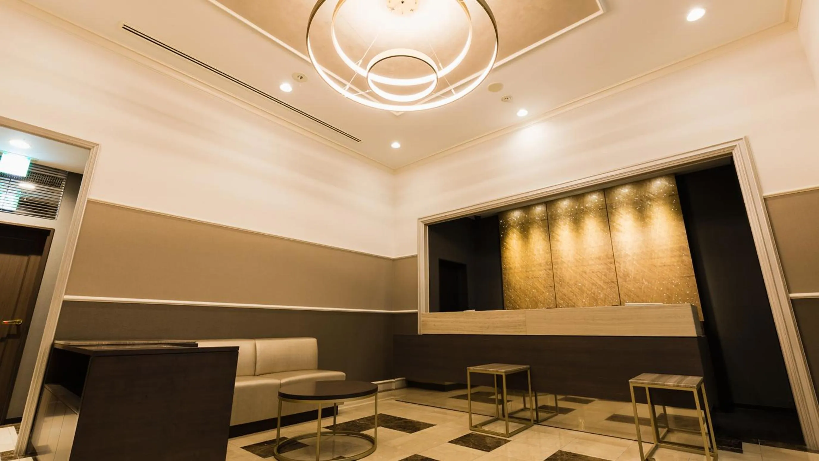 JR-East Hotel Mets Musashisakaii