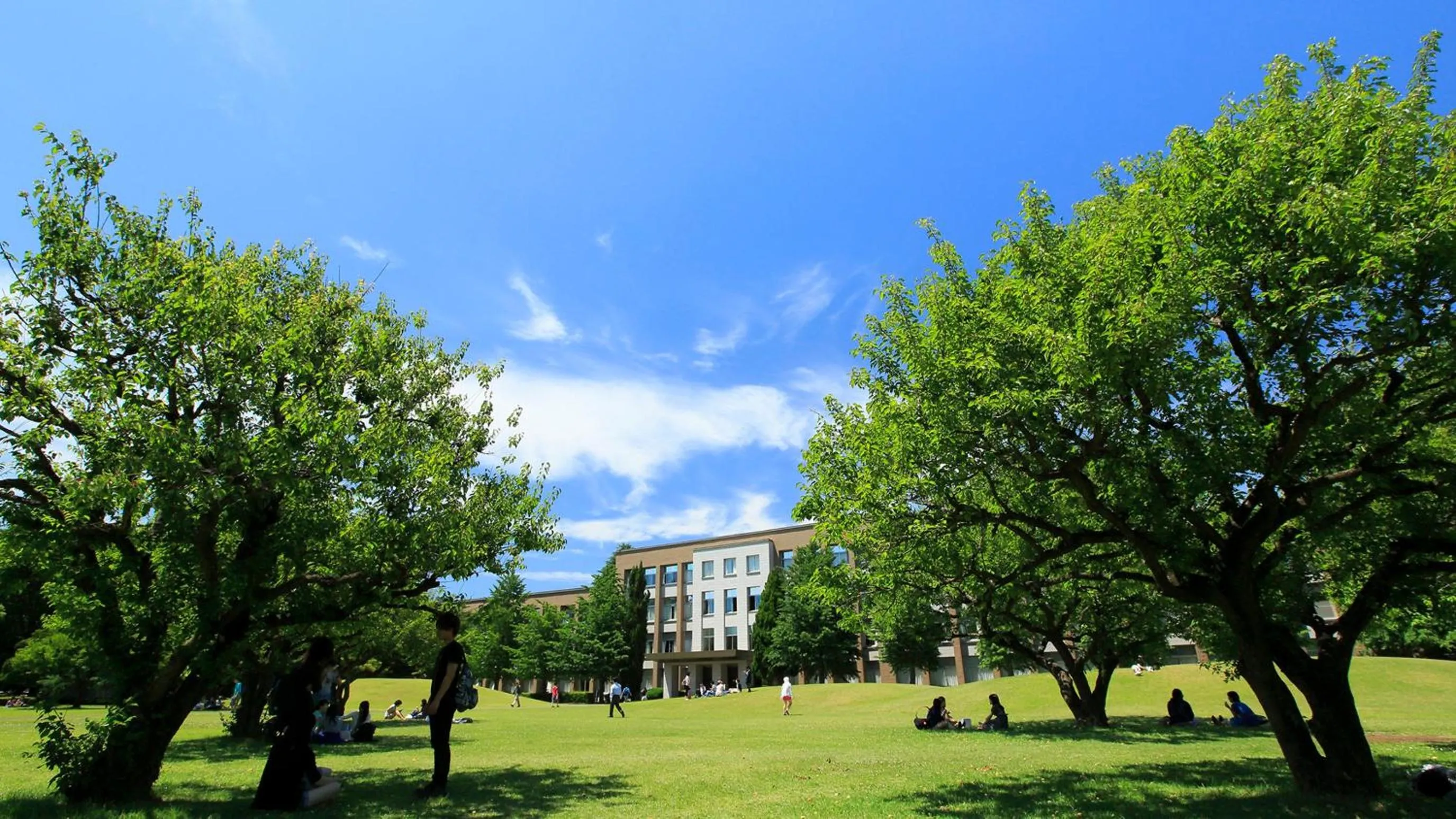 JR-East Hotel Mets Musashisakaii