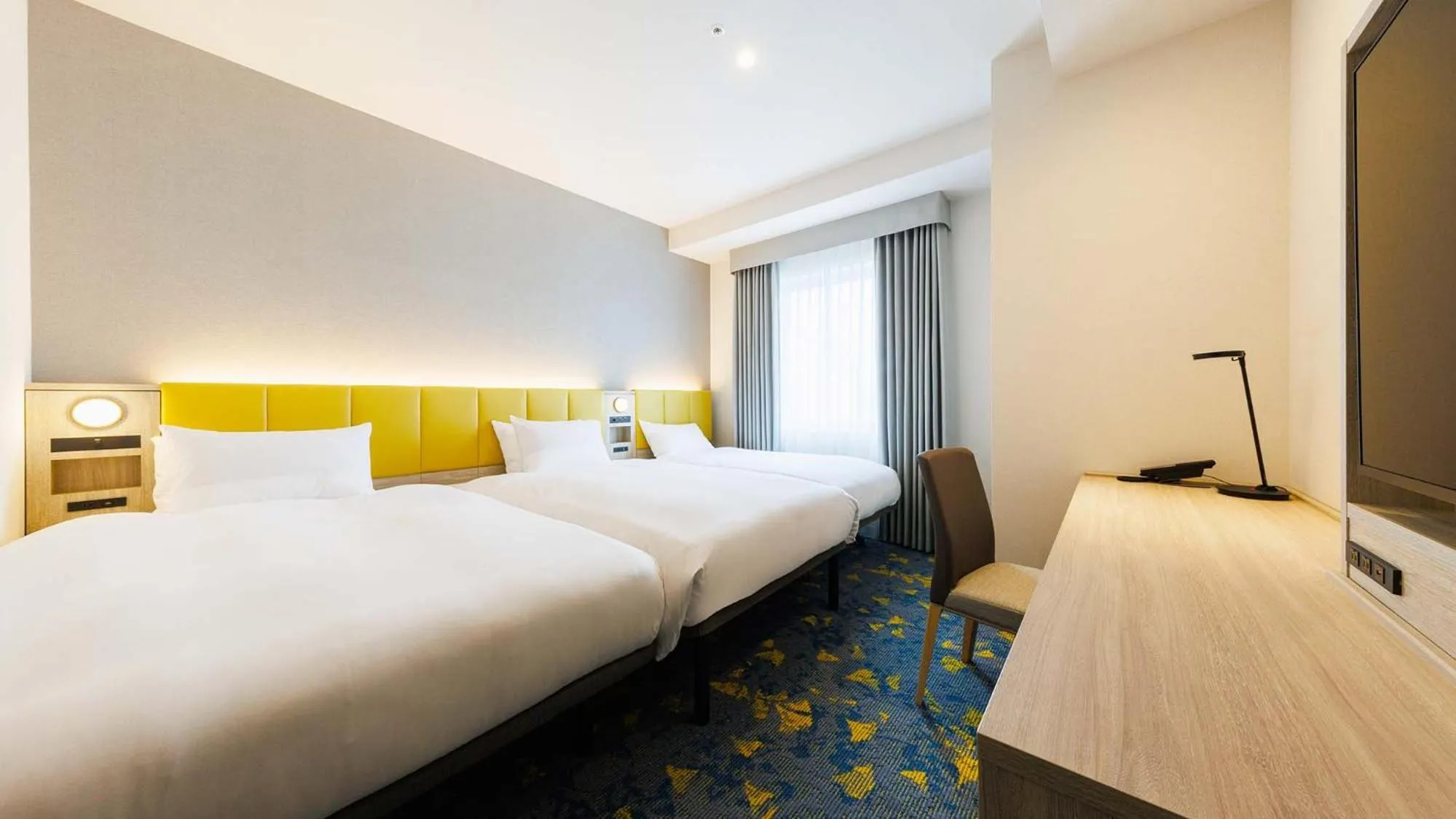 Bed in JR-East Hotel Mets Tachikawa