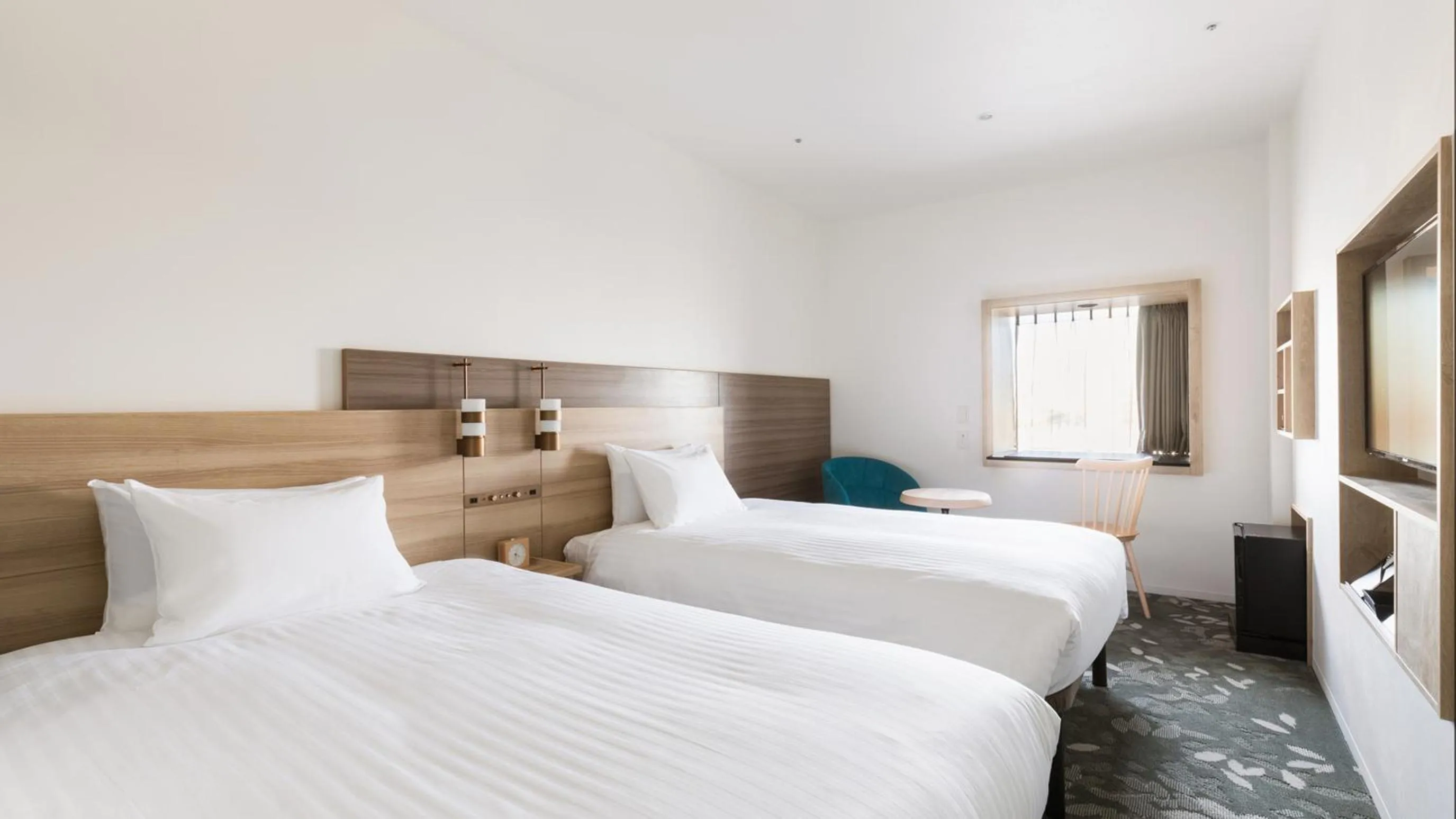 Bed in JR East Hotel Mets Premier Tokyo Bay Shinkiba