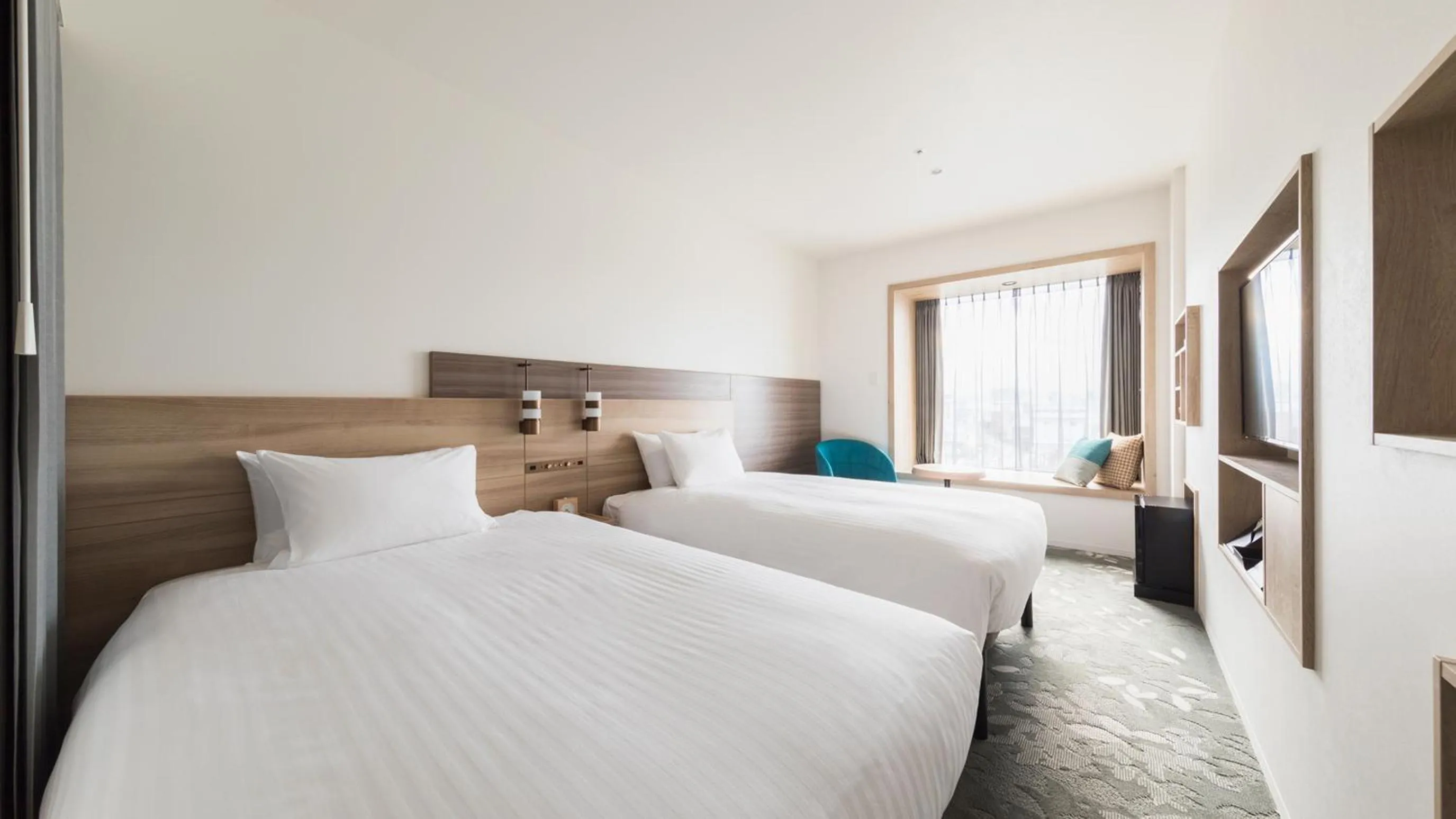 Bed in JR East Hotel Mets Premier Tokyo Bay Shinkiba