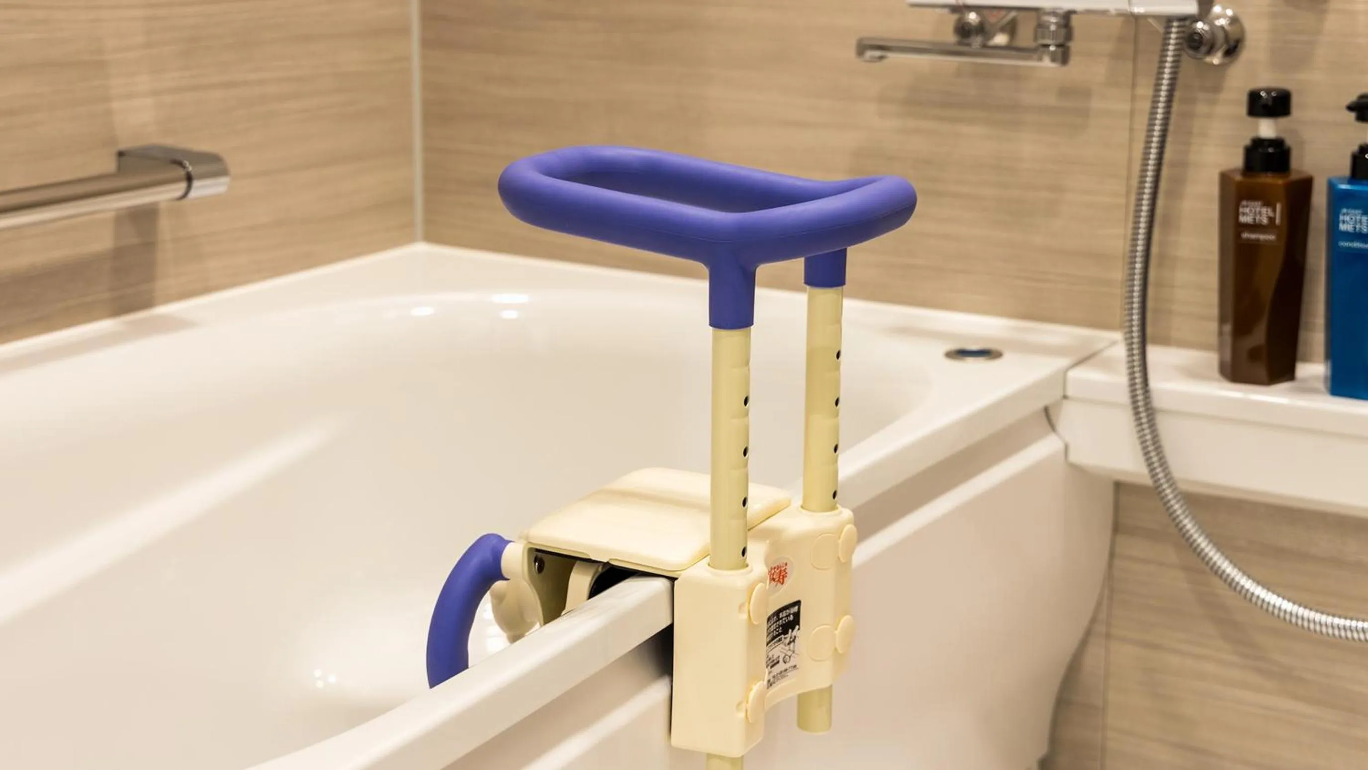 JR-East Hotel Mets Akabane