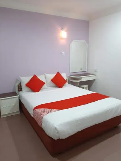 Bedroom, Bed in G CITY HOTEL