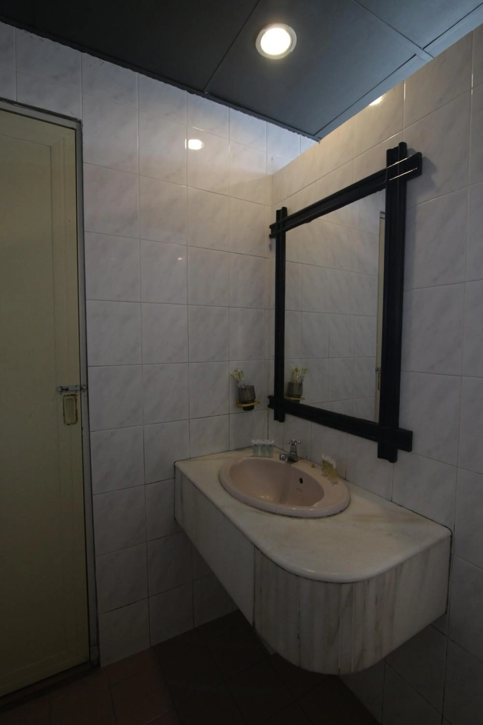 Bathroom in G CITY HOTEL