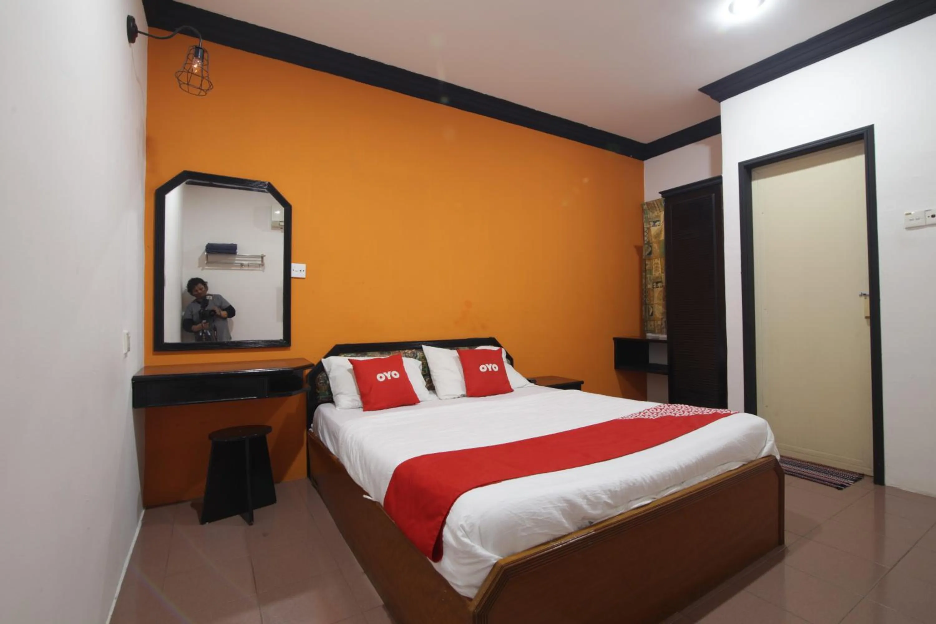 Bedroom, Bed in G CITY HOTEL