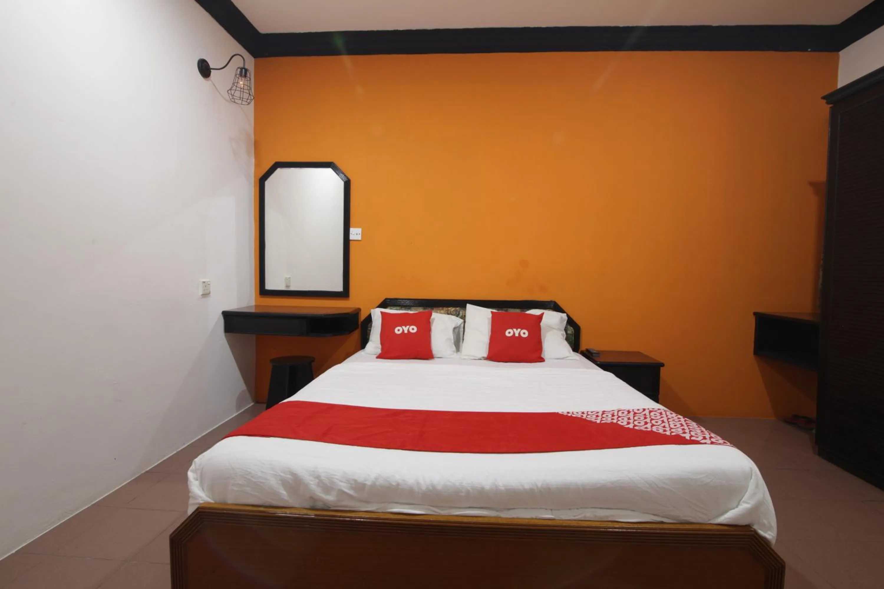 Bedroom, Bed in G CITY HOTEL