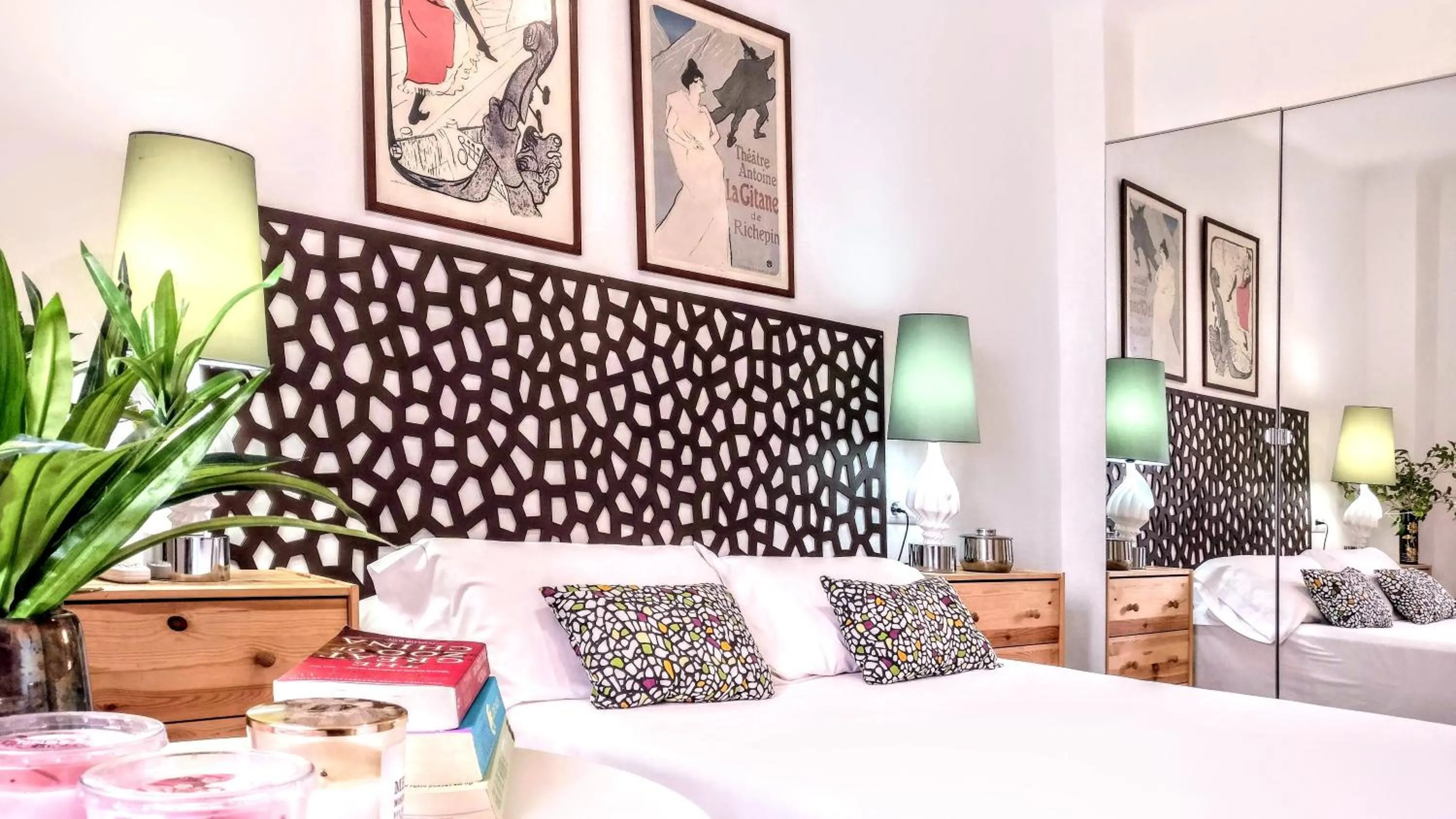 Bed in BizFlats Garden House