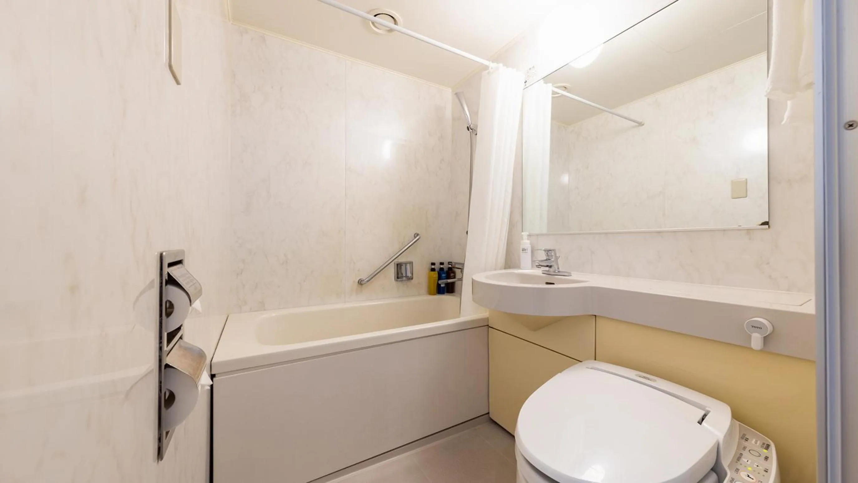 JR-East Hotel Mets Kawasaki