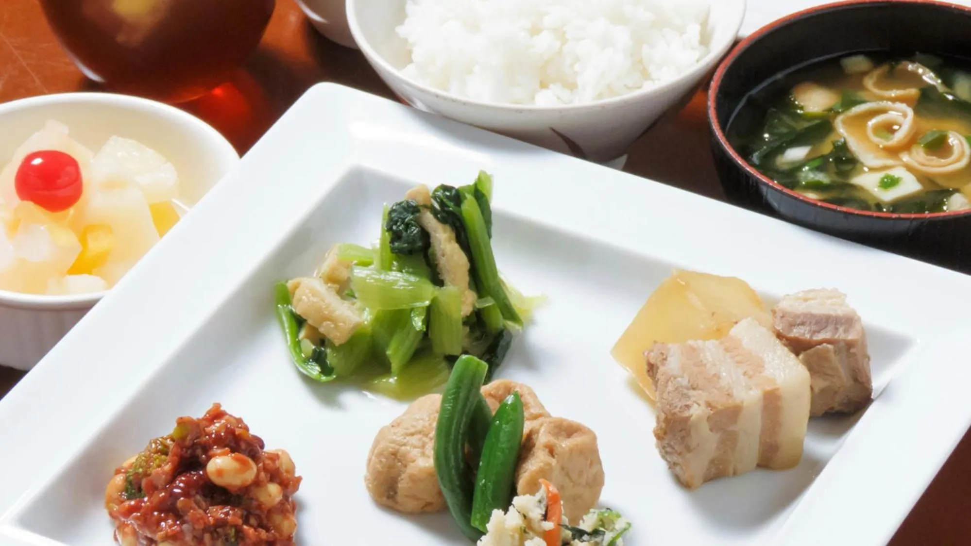 JR-East Hotel Mets Yokohama