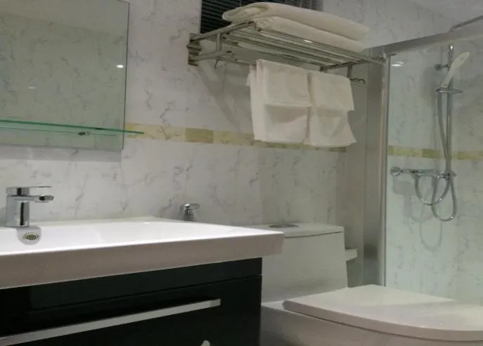 Shower in PINE LODGE MALDIVES