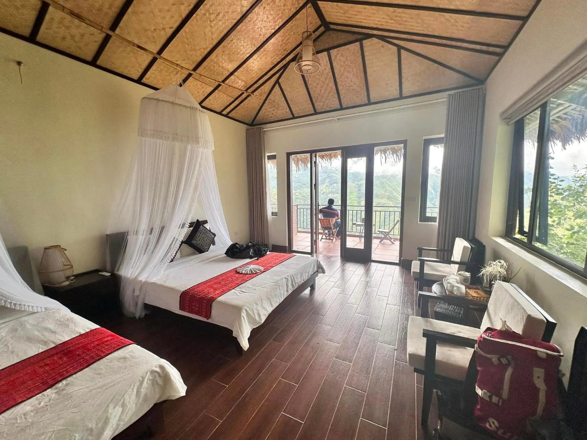 Bed in Ta Xua Ecolodge