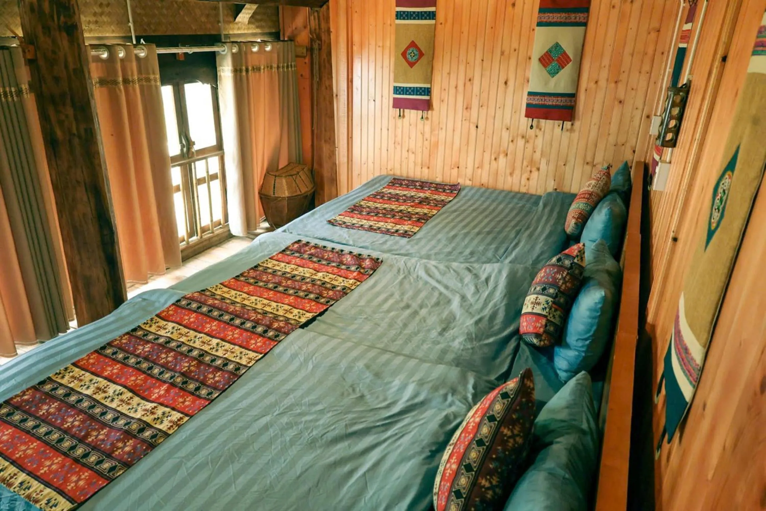 Bed in Ta Xua Ecolodge