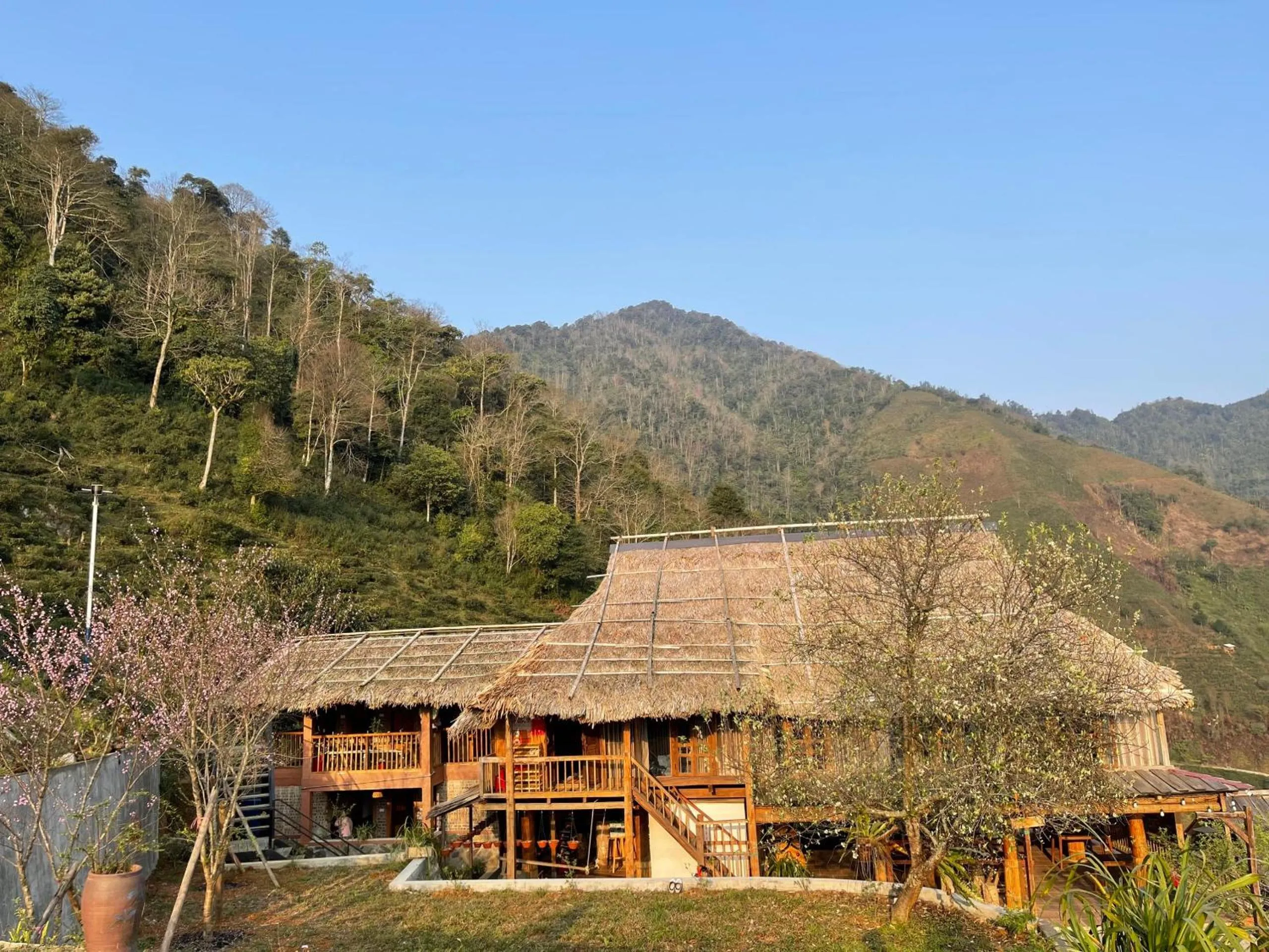 Ta Xua Ecolodge