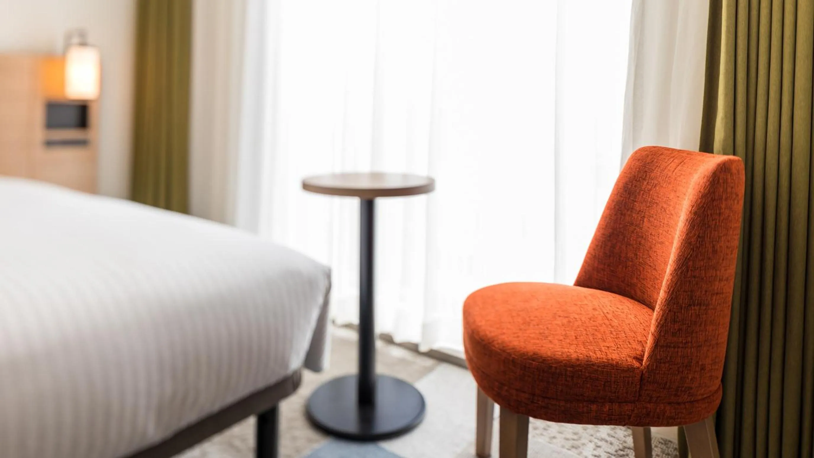 Bed in JR East Hotel Mets Premier Yokohama Sakuragicho