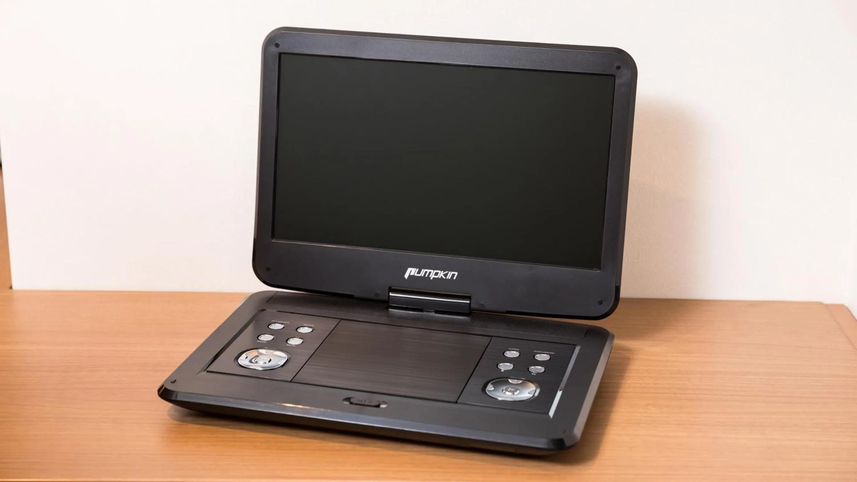 TV and multimedia in JR-East Hotel Mets Funabashi