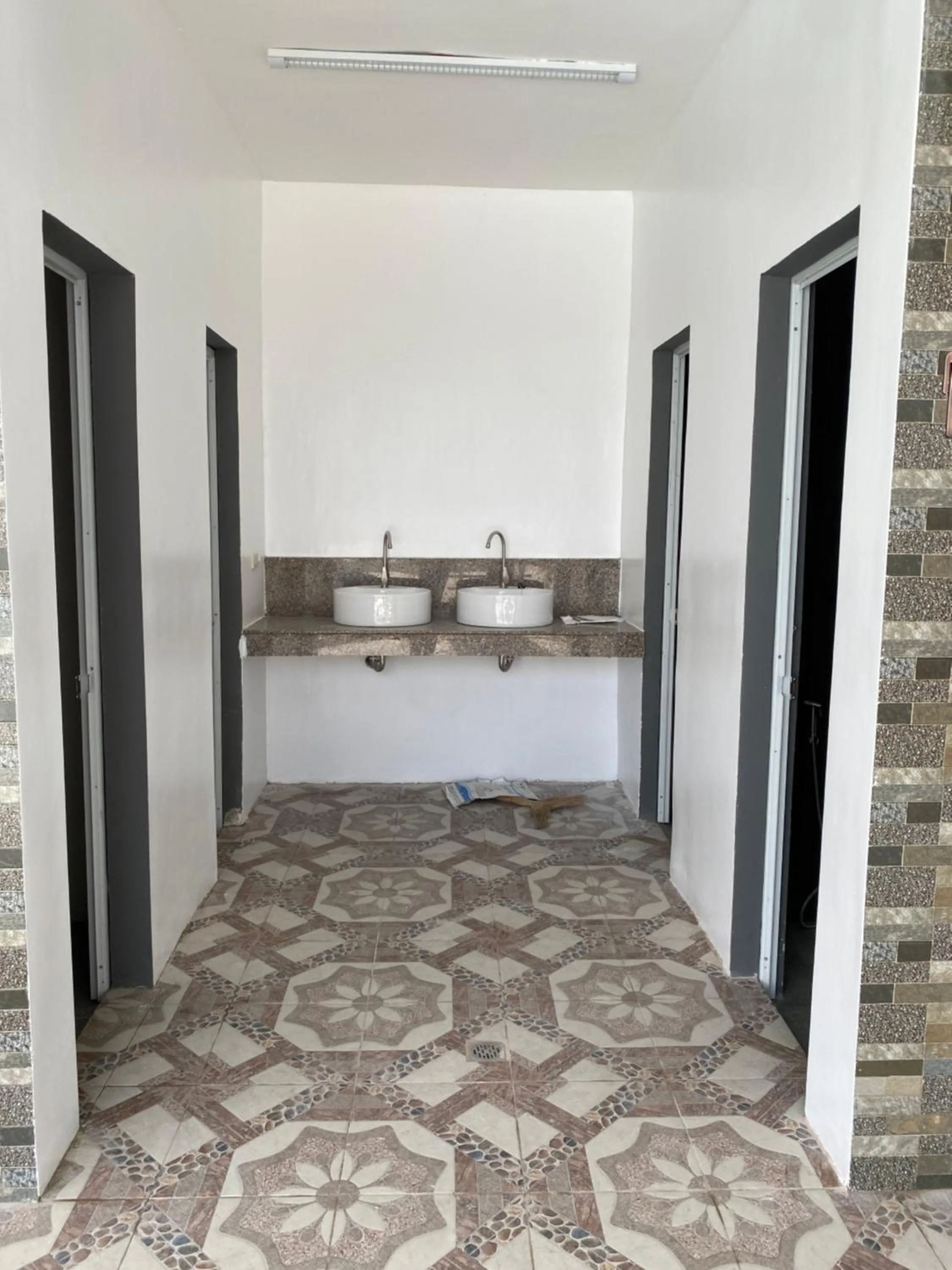 Photo of the whole room in RedDoorz @ Piamonte Apartelle Santo Tomas Batangas