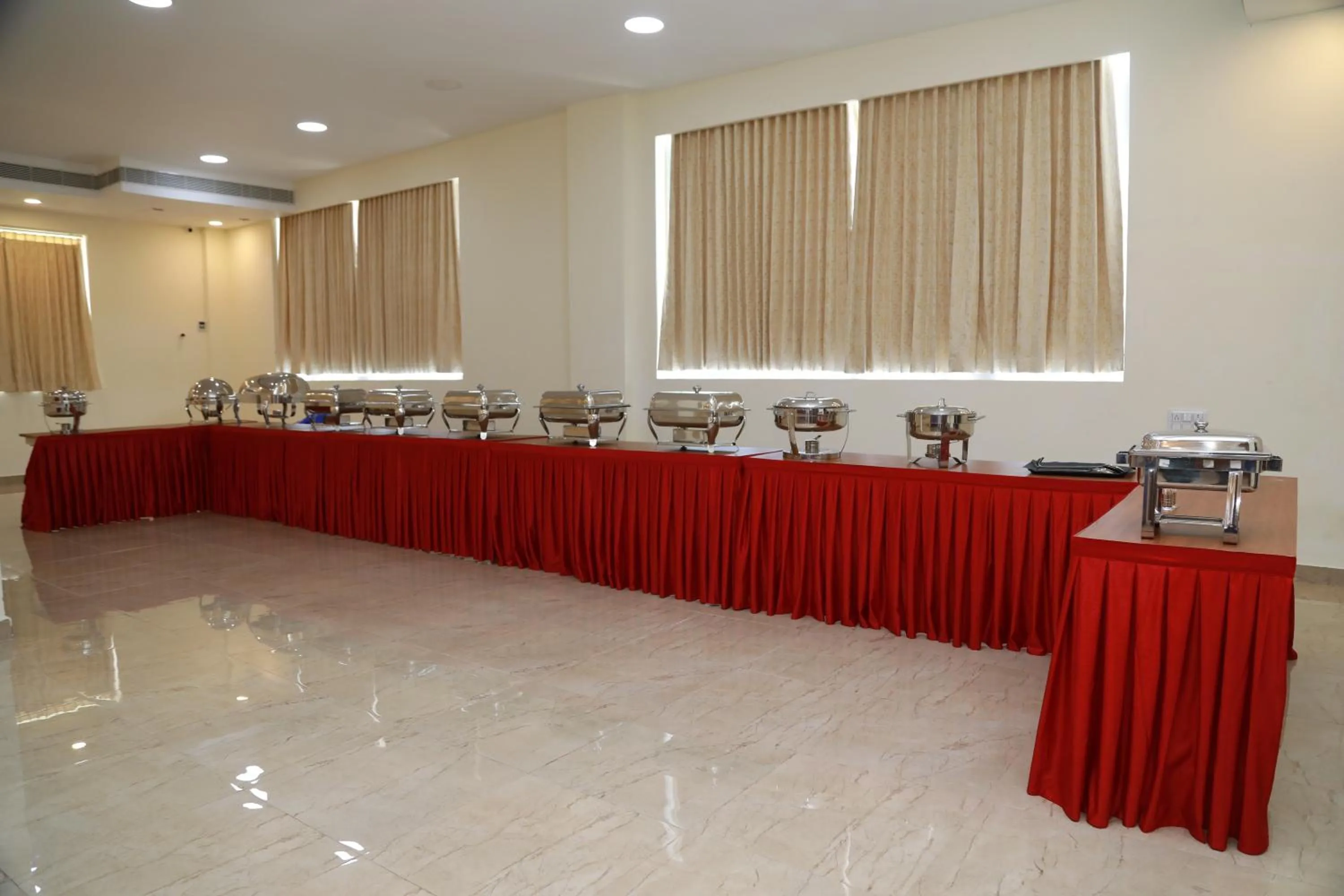 Banquet/Function facilities in Hotel Royal Chola