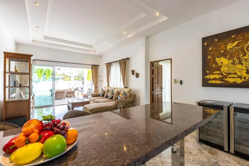 Private 3 Bedroom Pool Villa PP10