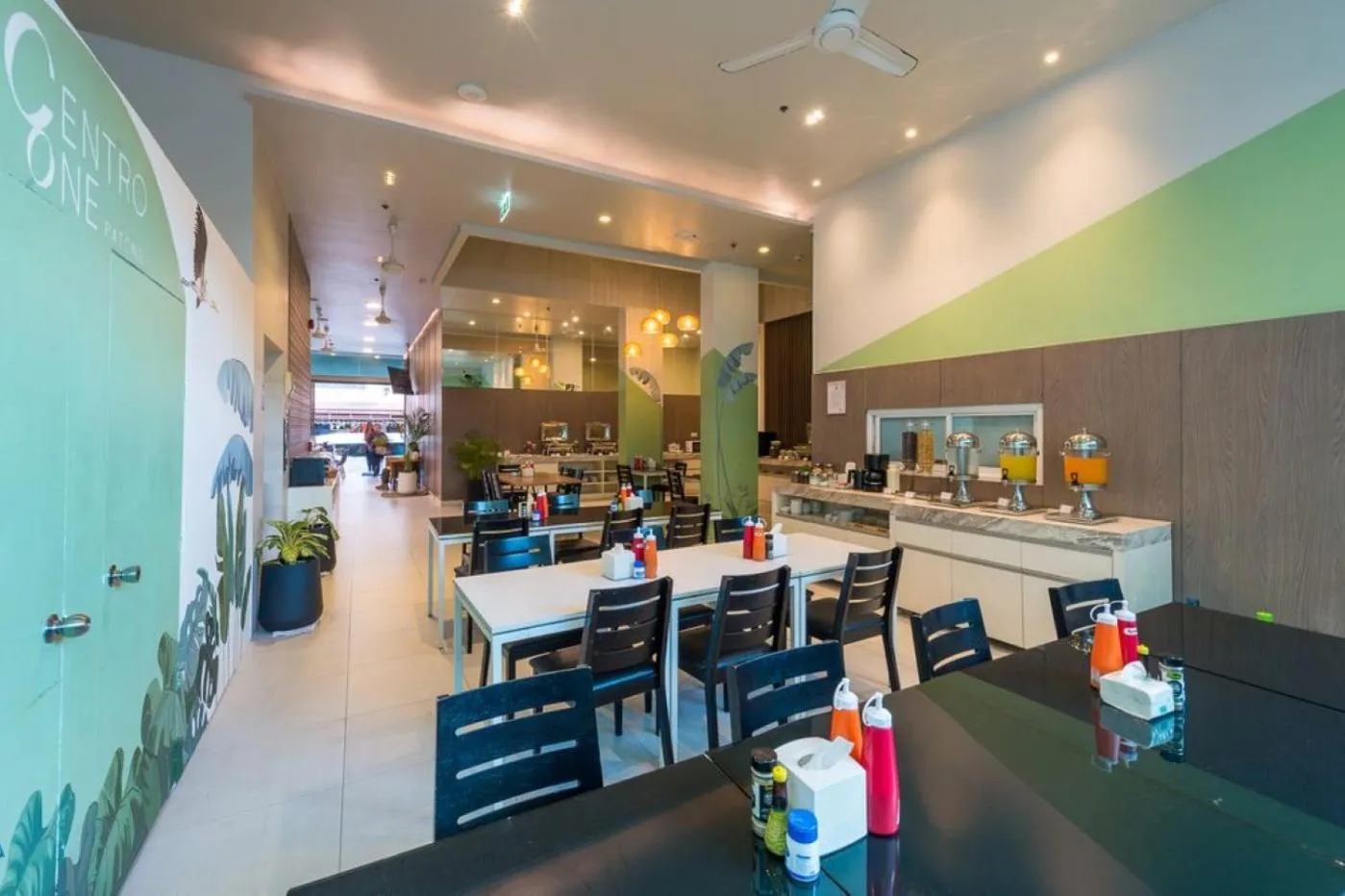 Restaurant/places to eat in Centro One Patong