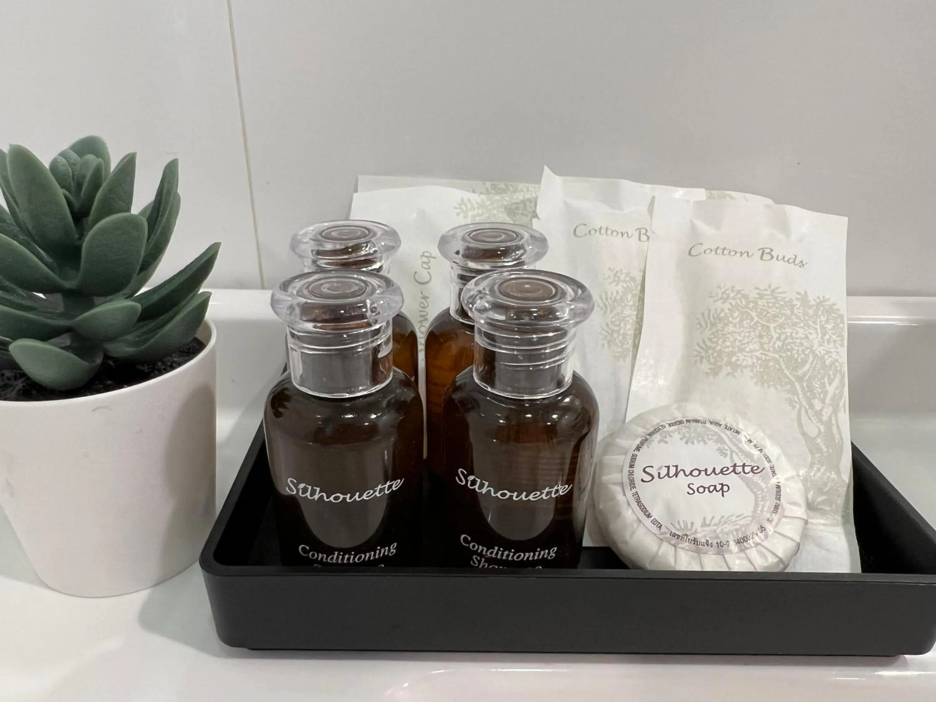 Toilet in Centro One Patong