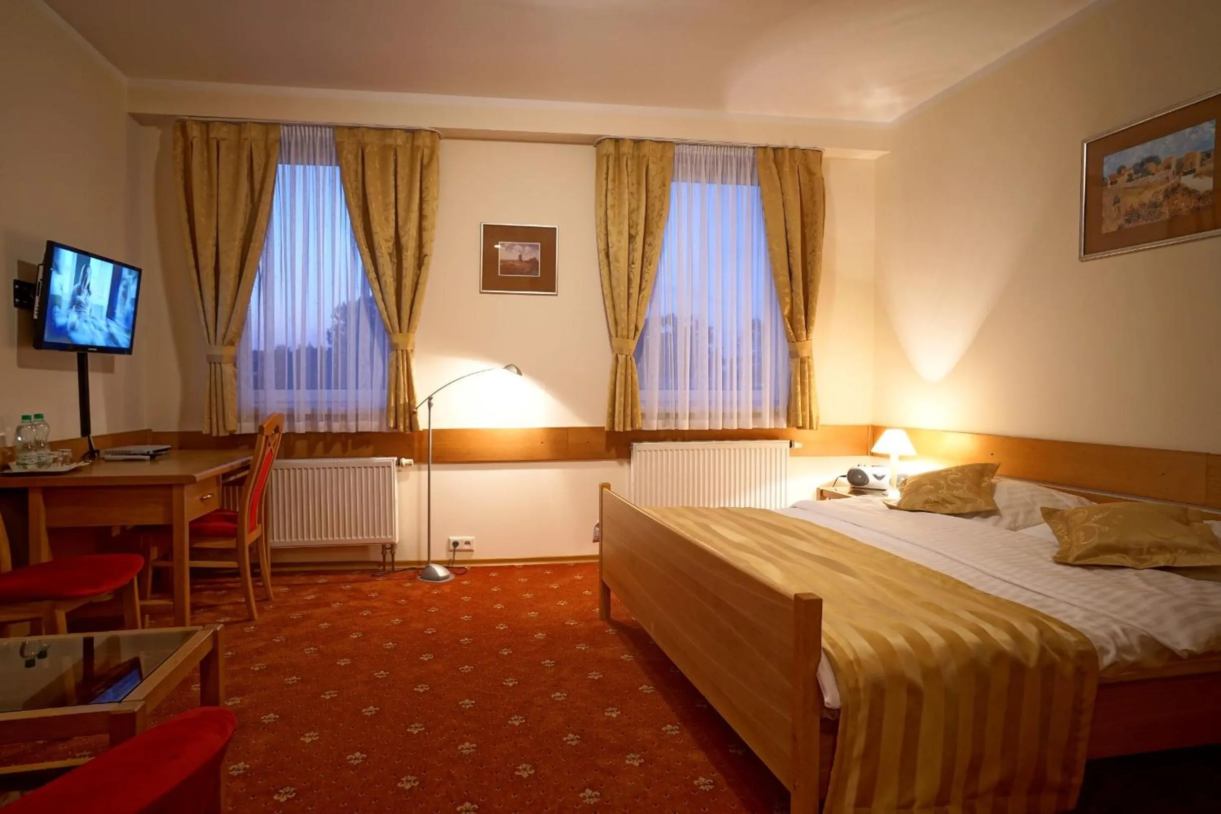 Bed in Noclegi w Lublińcu Lubex