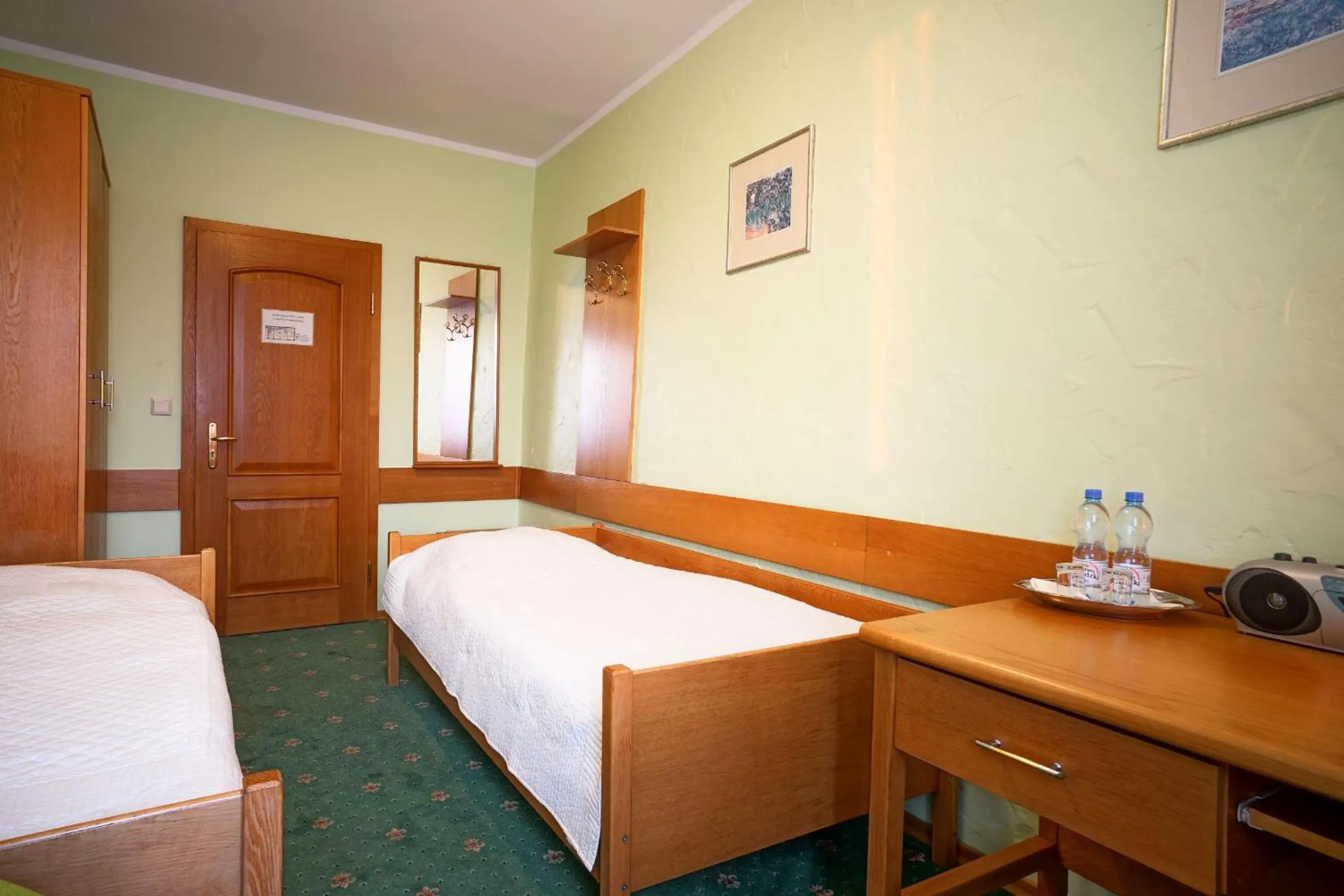 Bed in Noclegi w Lublińcu Lubex