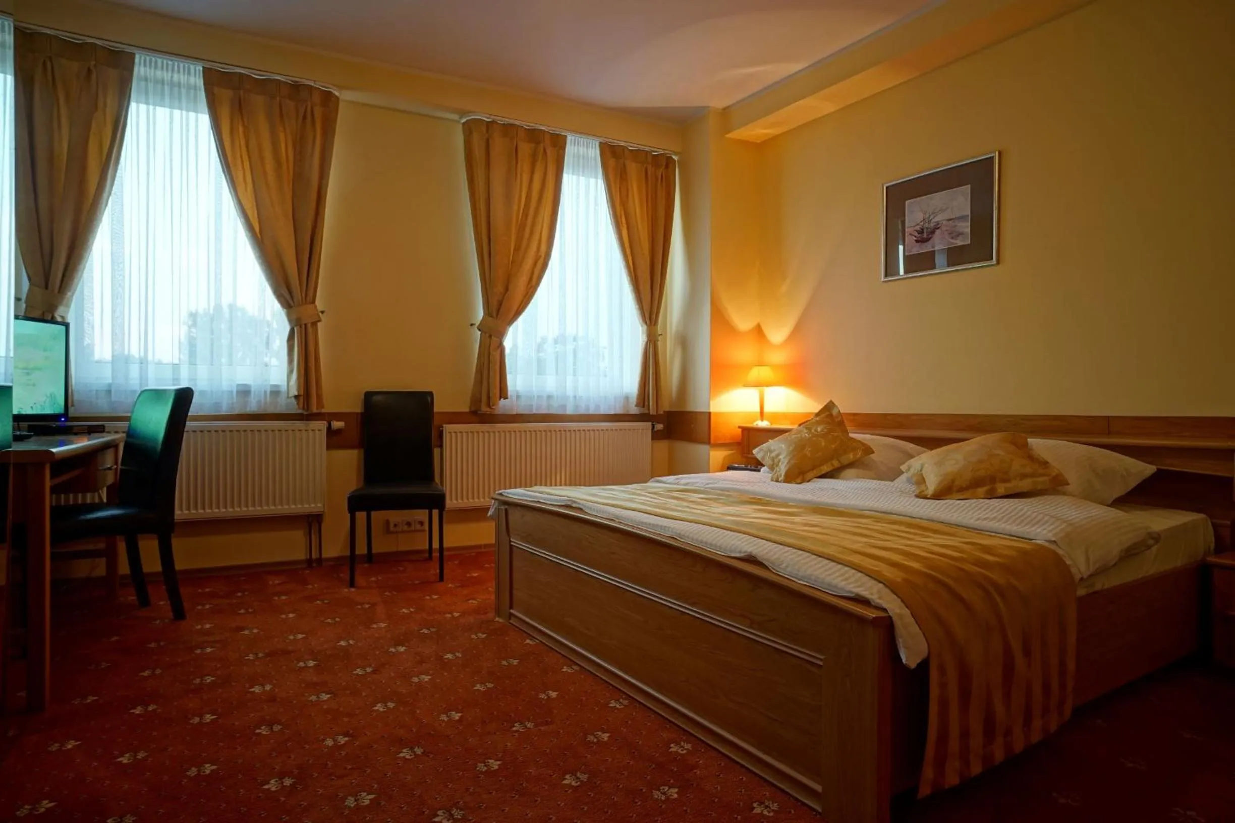 Bed in Noclegi w Lublińcu Lubex