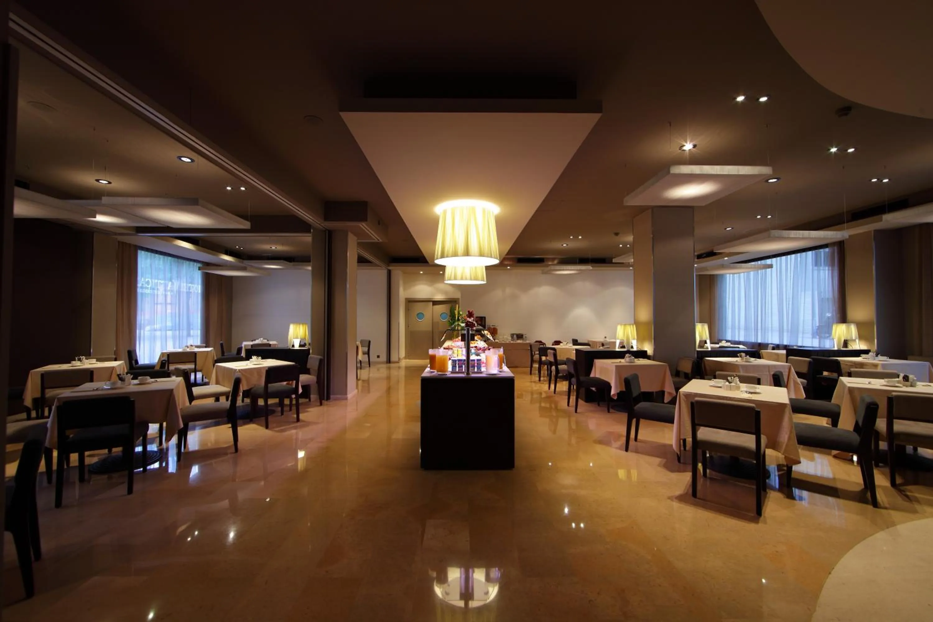 Restaurant/places to eat in Attica 21 Barcelona Mar