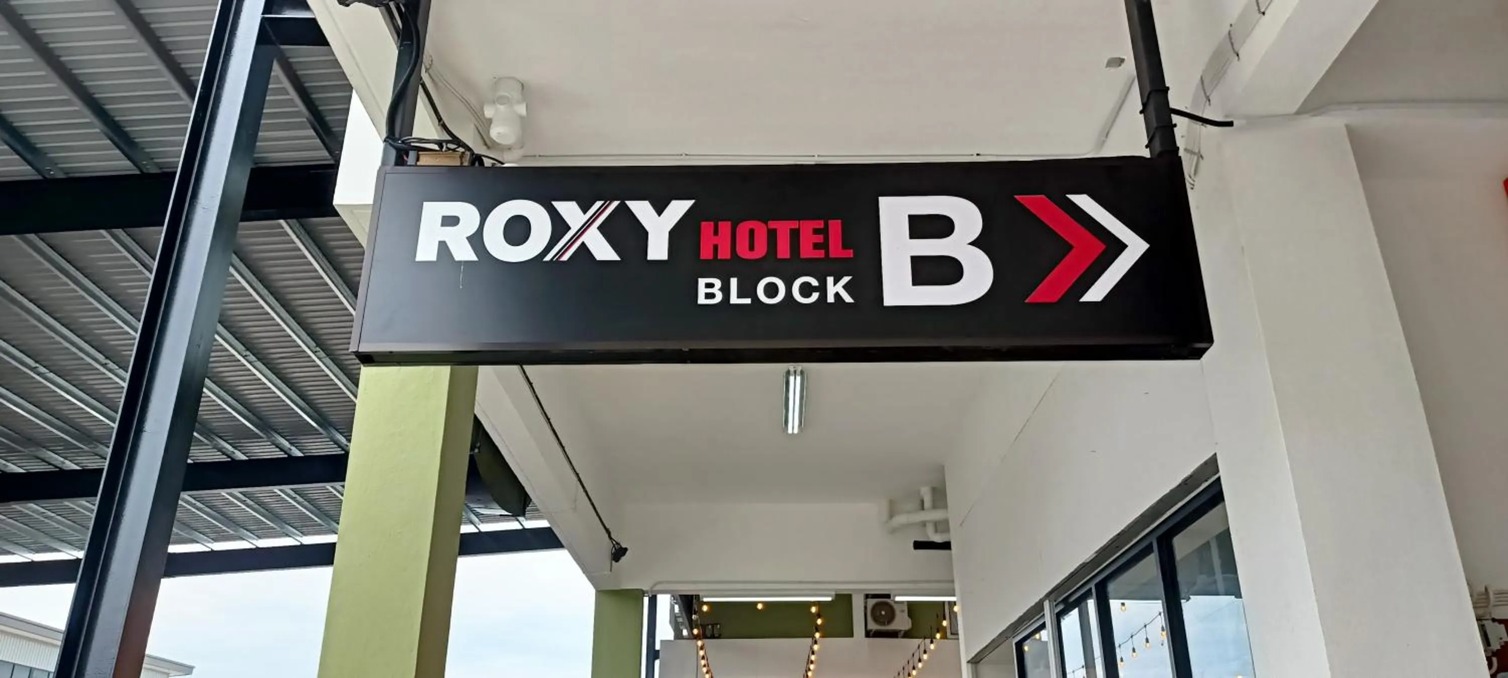 Facade/entrance in Roxy Hotel Sri Aman