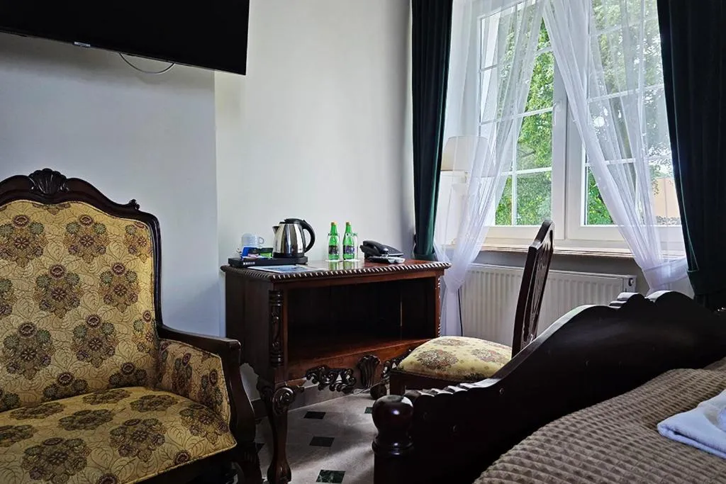 Zielony Kompleks Dwór Ostoya