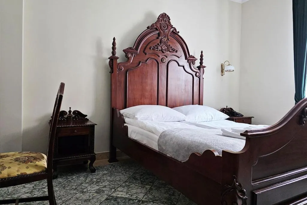 Zielony Kompleks Dwór Ostoya