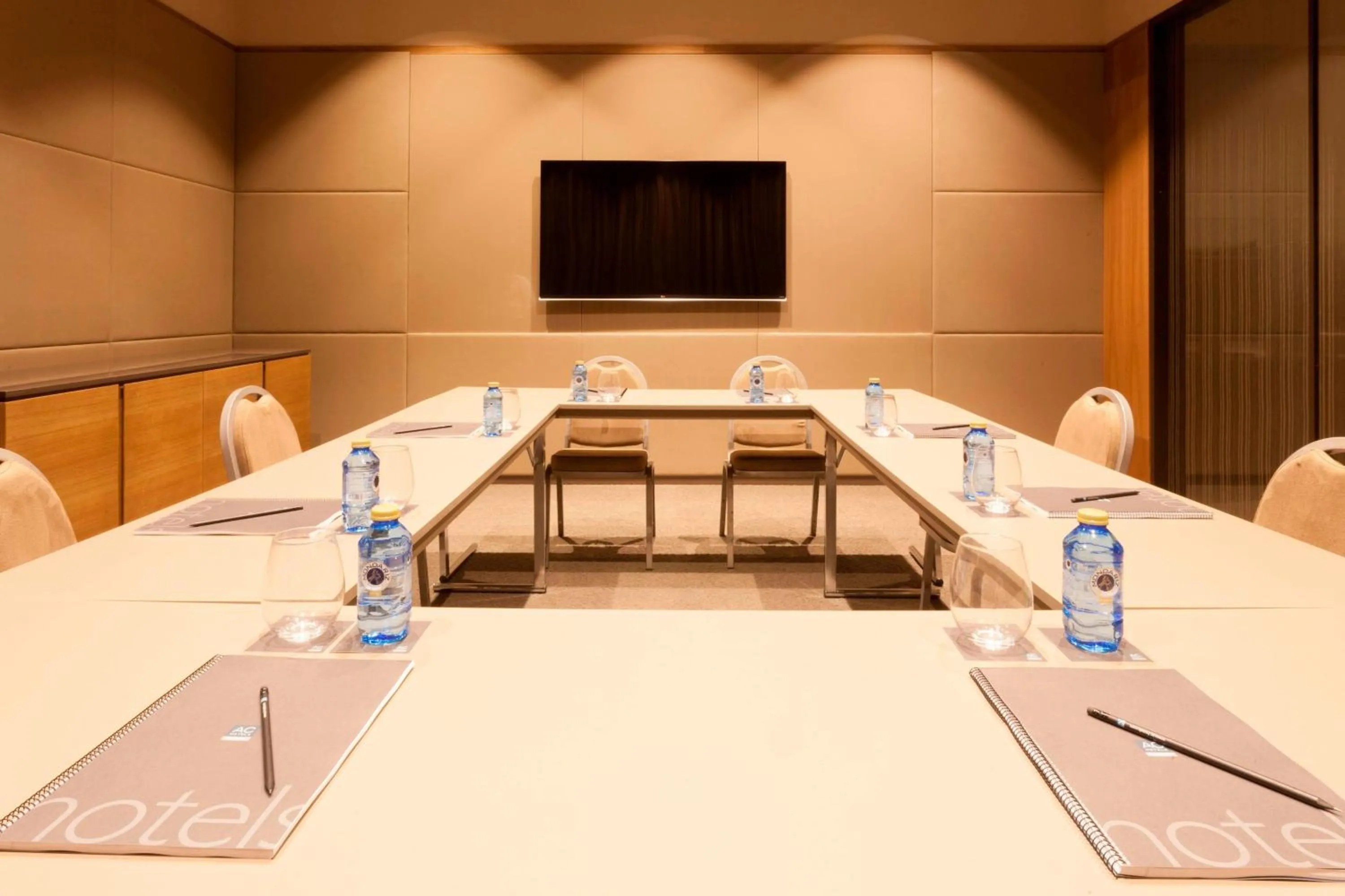 Meeting/conference room in AC Hotel Diagonal L'Illa by Marriott