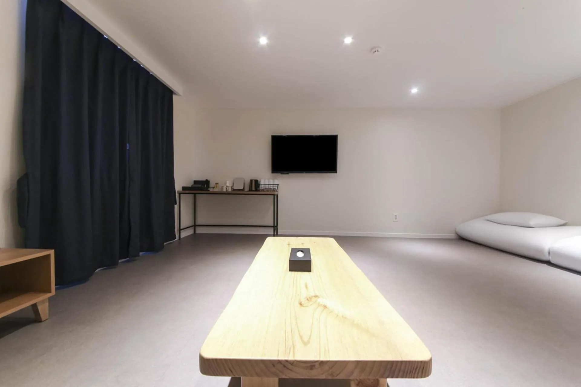 Bed in Bonatree Hotel