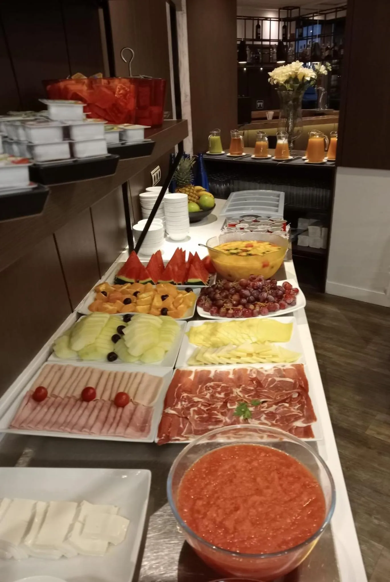 Buffet breakfast in Amura Alcobendas