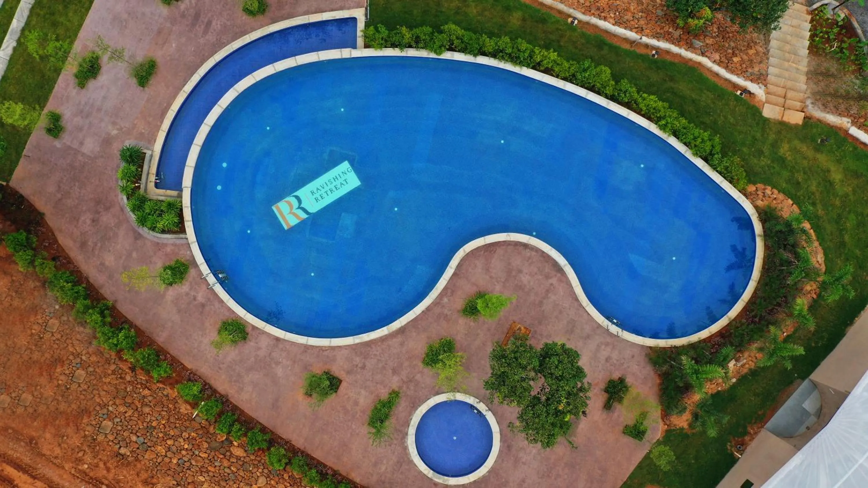 Bird's eye view in Ravishing Retreat Resort