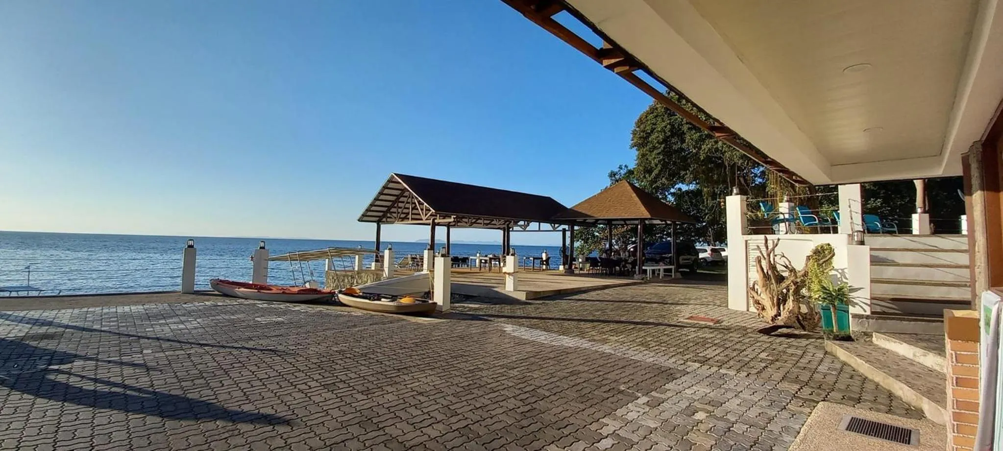 Property building in Aquaventure Reef Club