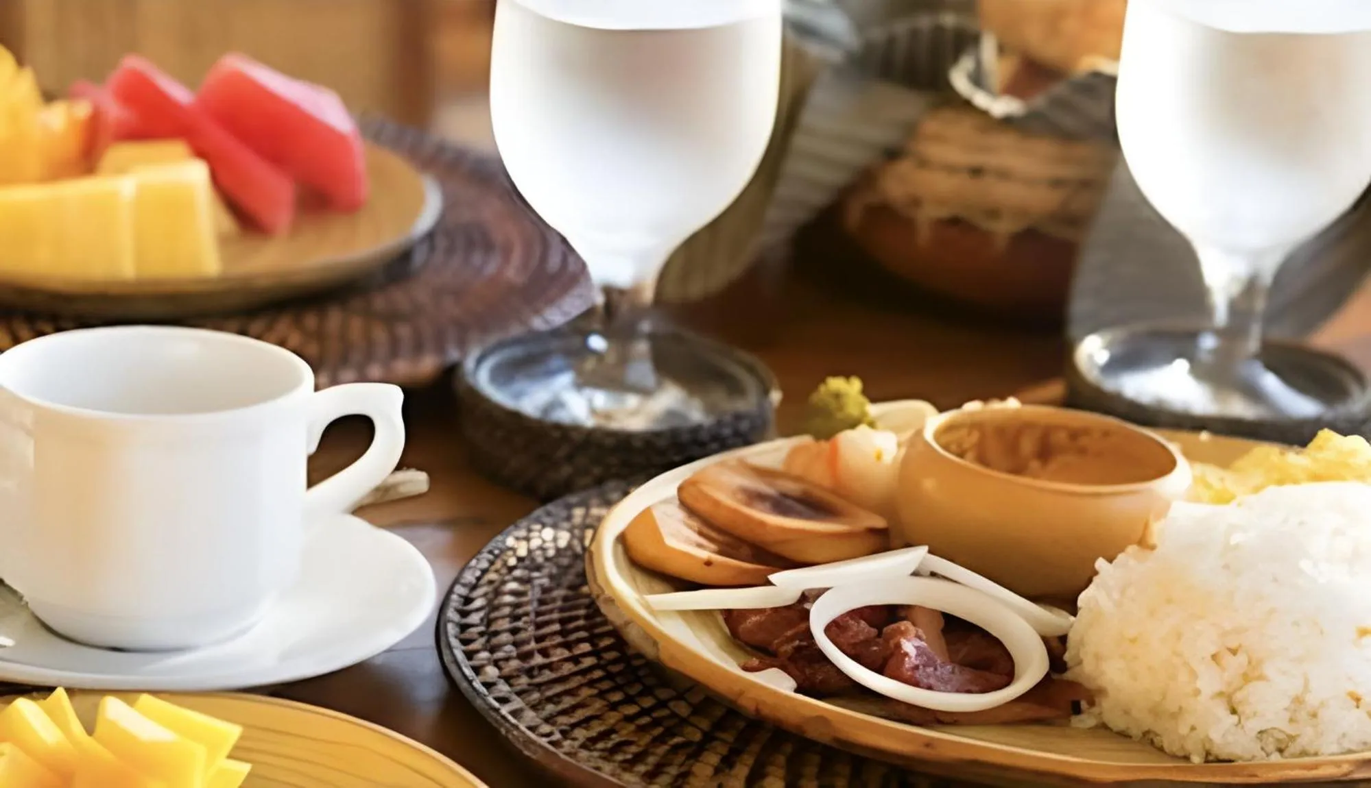 Breakfast in Aquaventure Reef Club