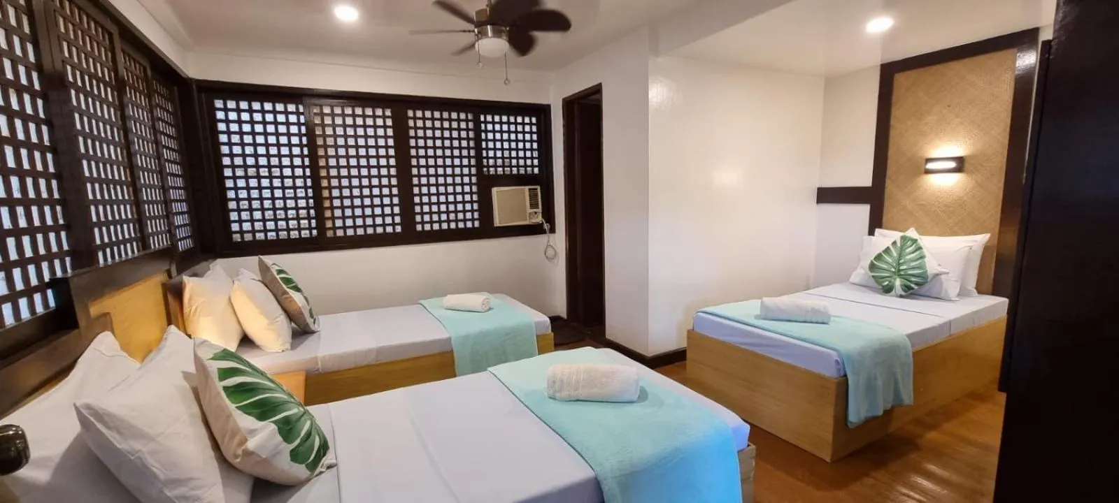 Bed in Aquaventure Reef Club