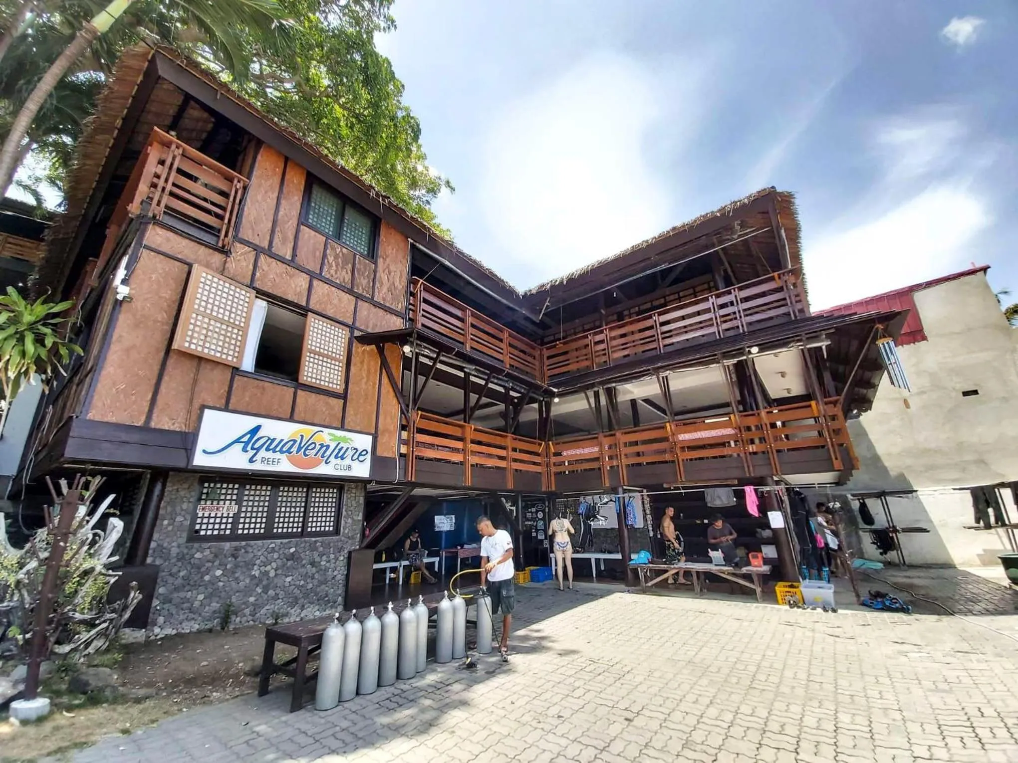 Property building in Aquaventure Reef Club