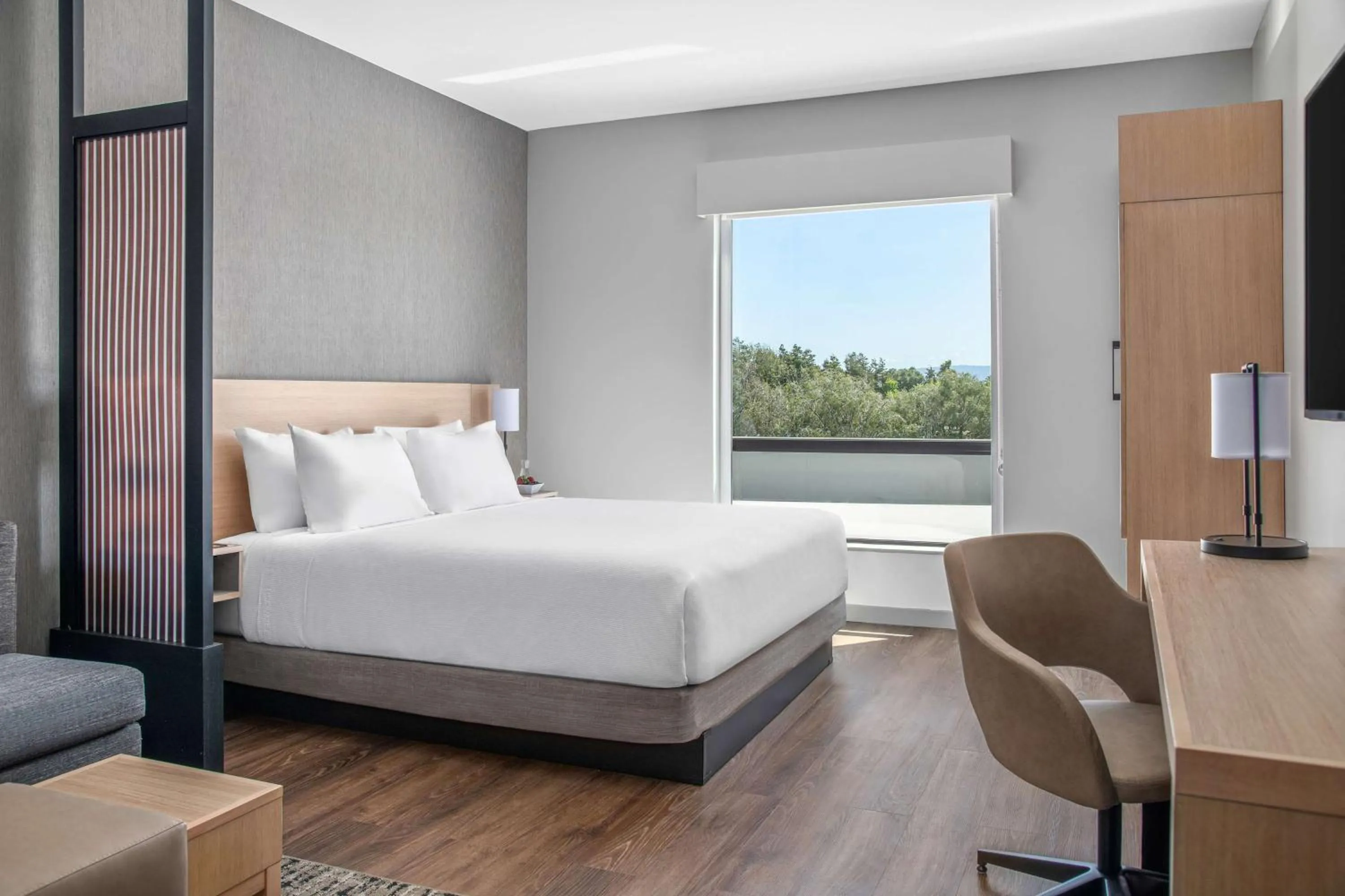 Bedroom, Bed in Hyatt Place Newark-Silicon Valley