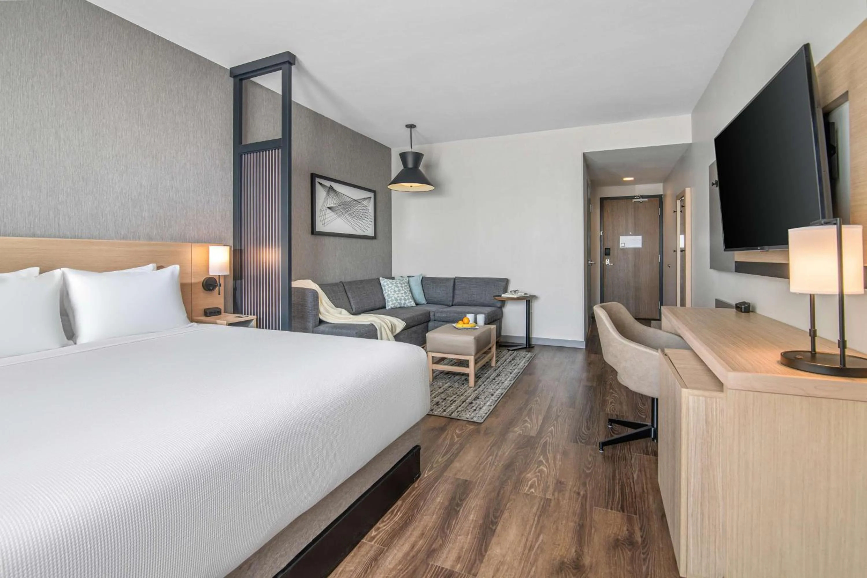 Bedroom, Bed in Hyatt Place Newark-Silicon Valley