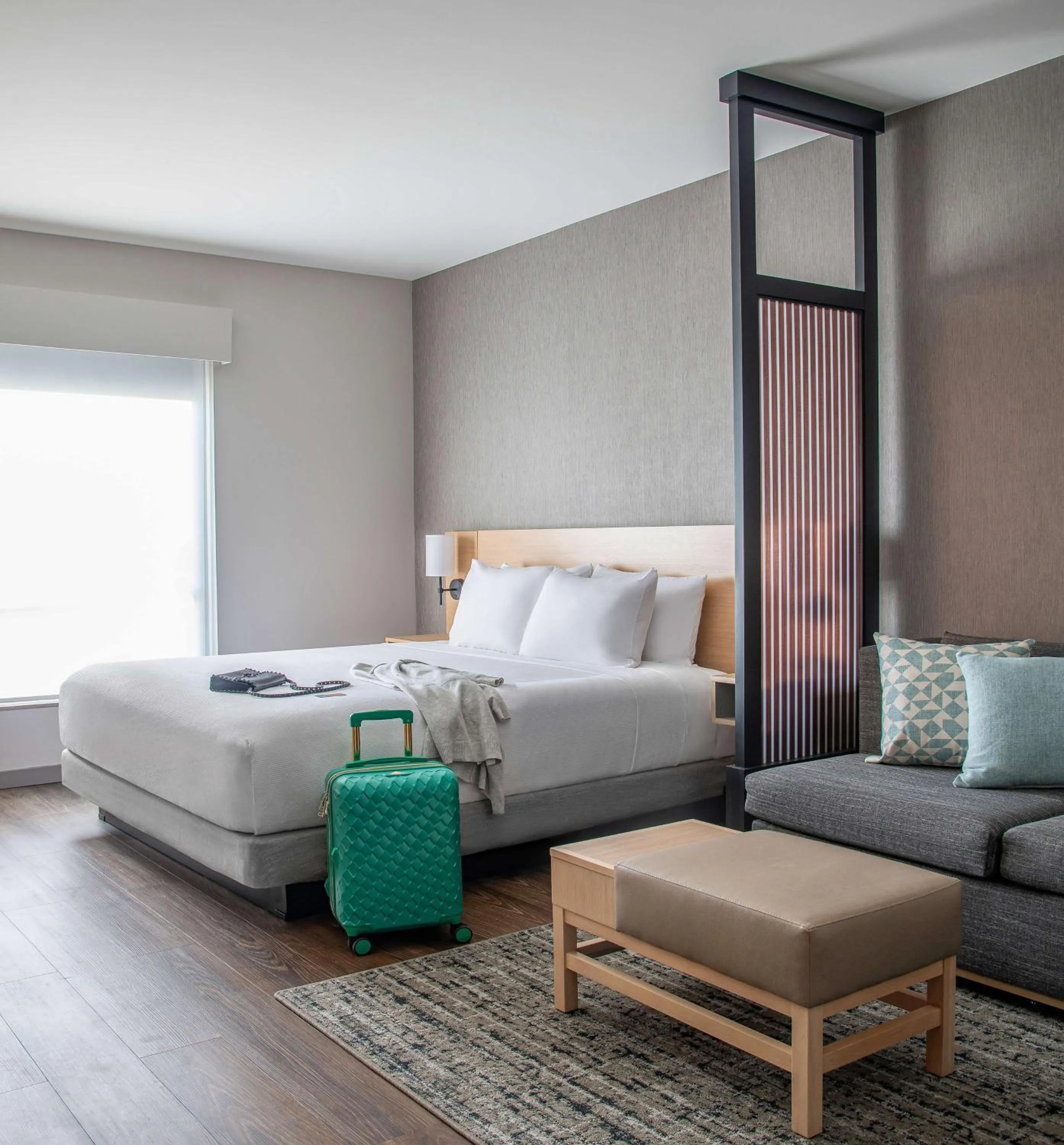 Bedroom, Bed in Hyatt Place Newark-Silicon Valley