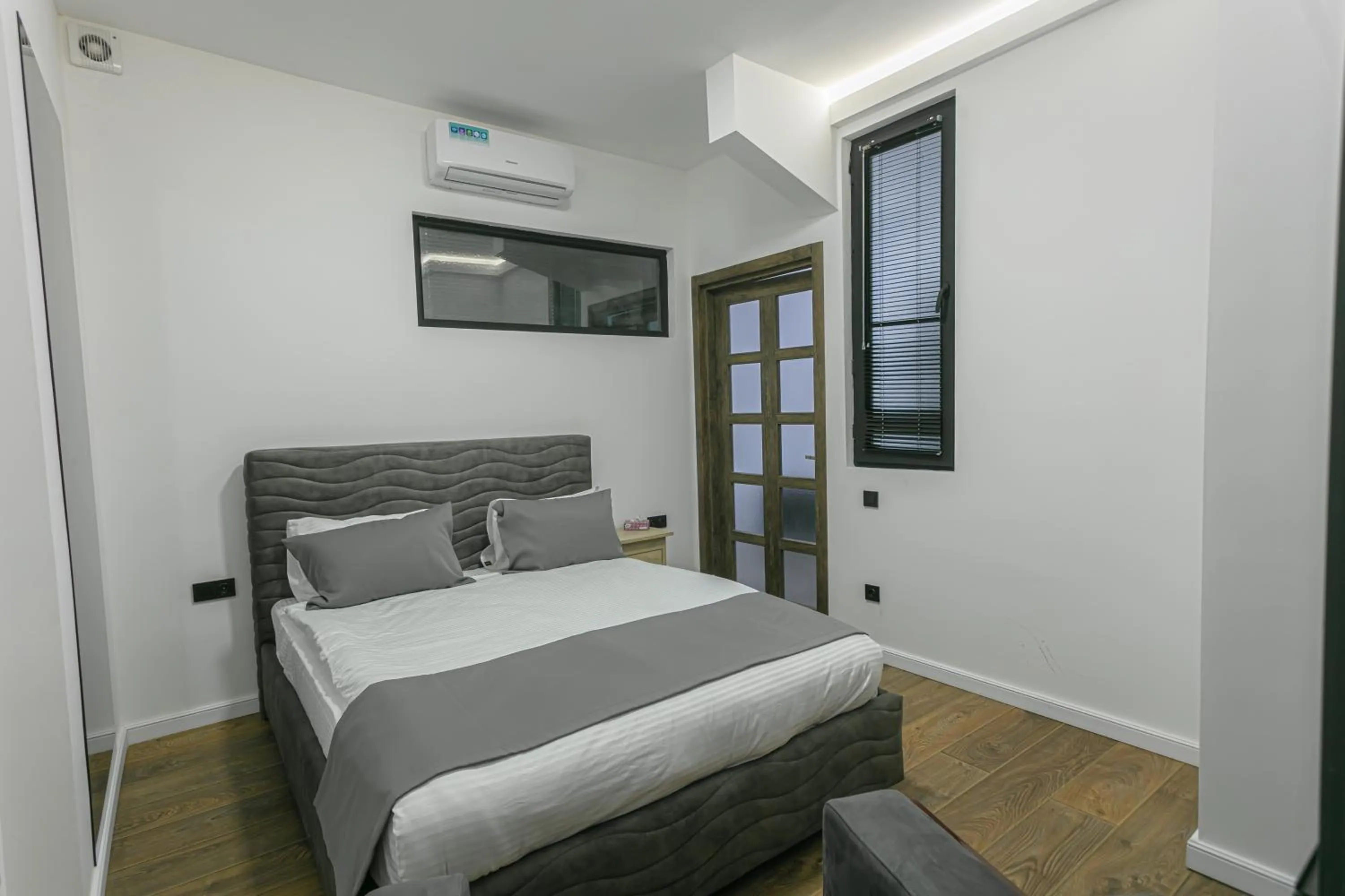 Luxe Apartment in Center