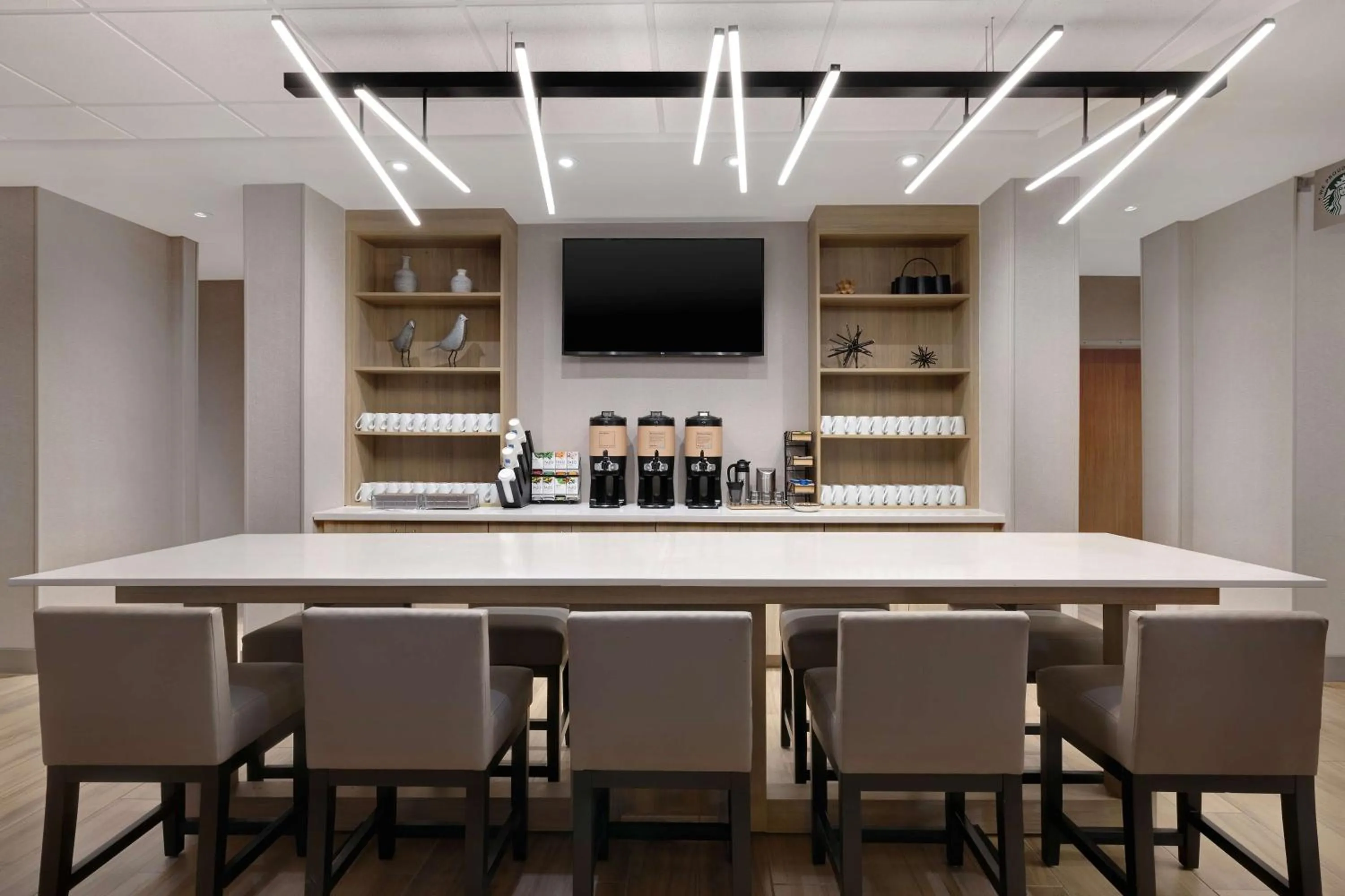 Restaurant/places to eat in Hyatt Place Flagstaff