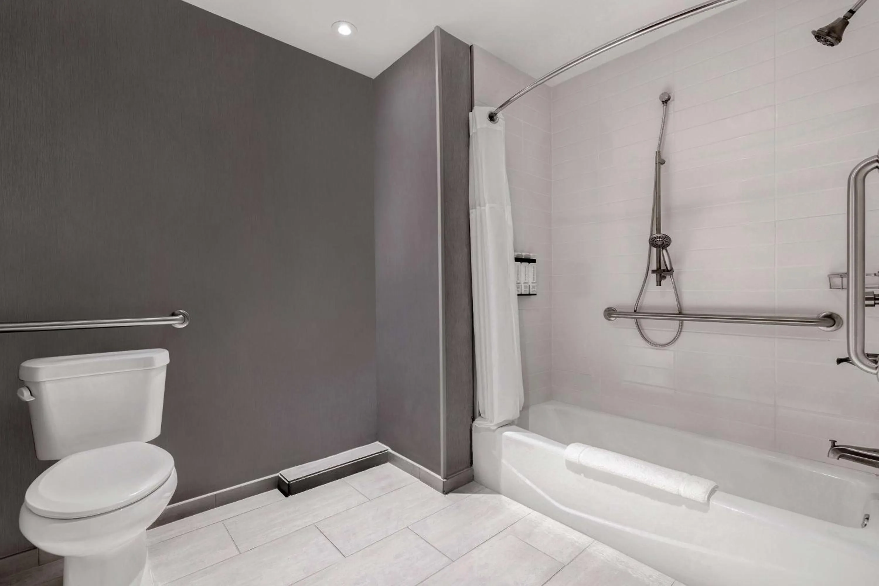 Bedroom in Hyatt Place Flagstaff