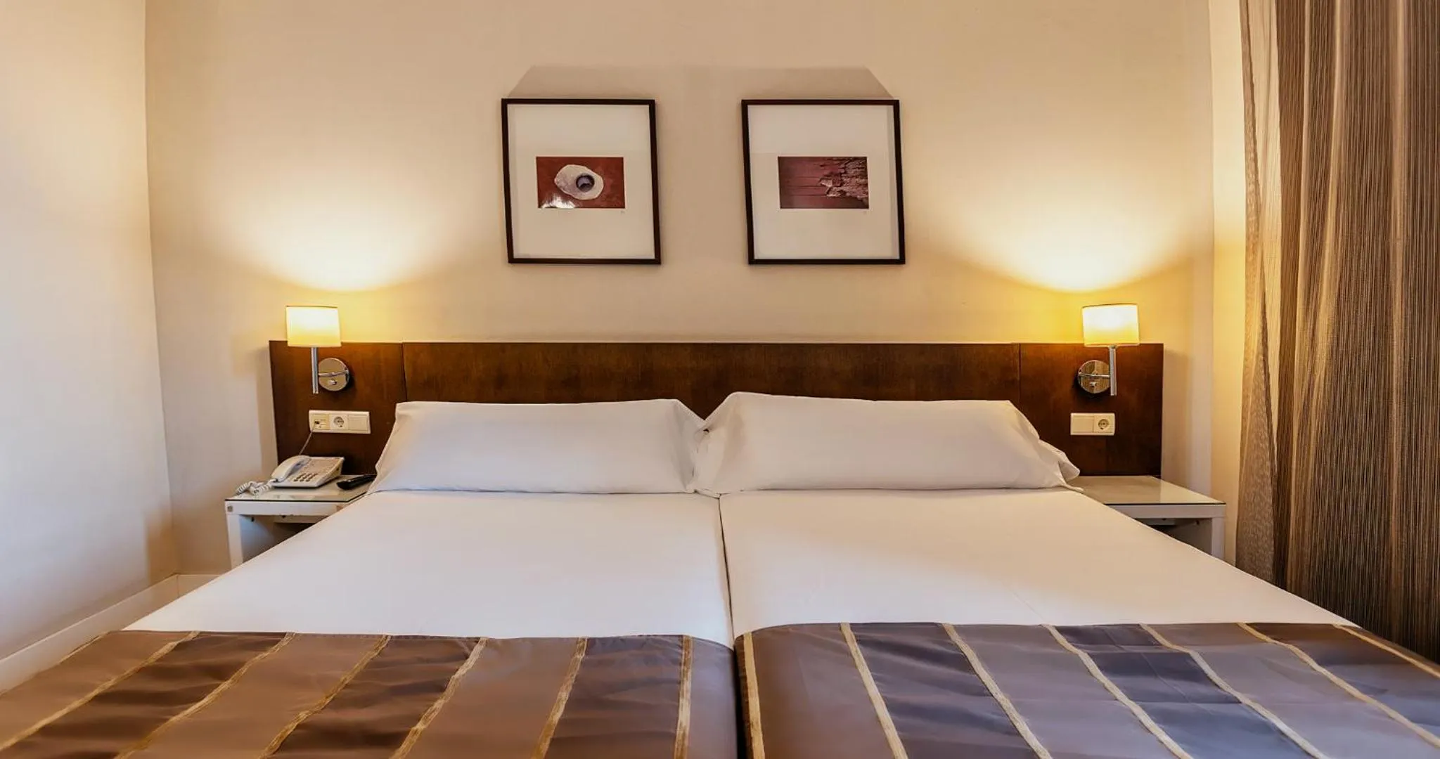 Bed in Vértice Sevilla